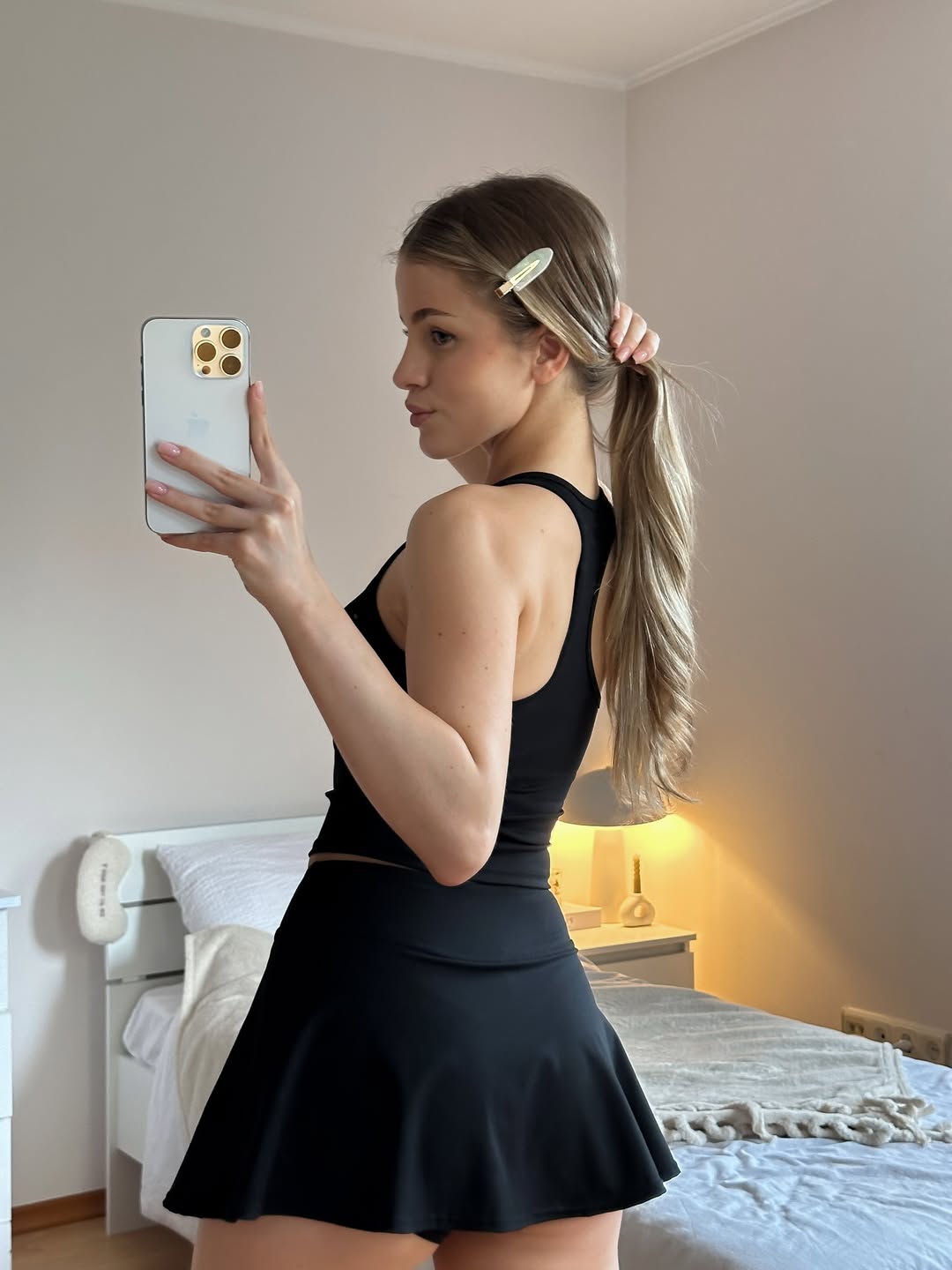 Doll High-Waist Sports Skort in Black