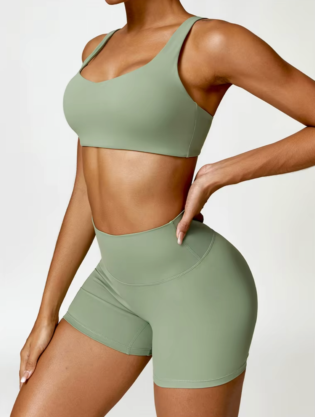 Pantera High-Waist Scrunch Cycling Shorts in Khaki