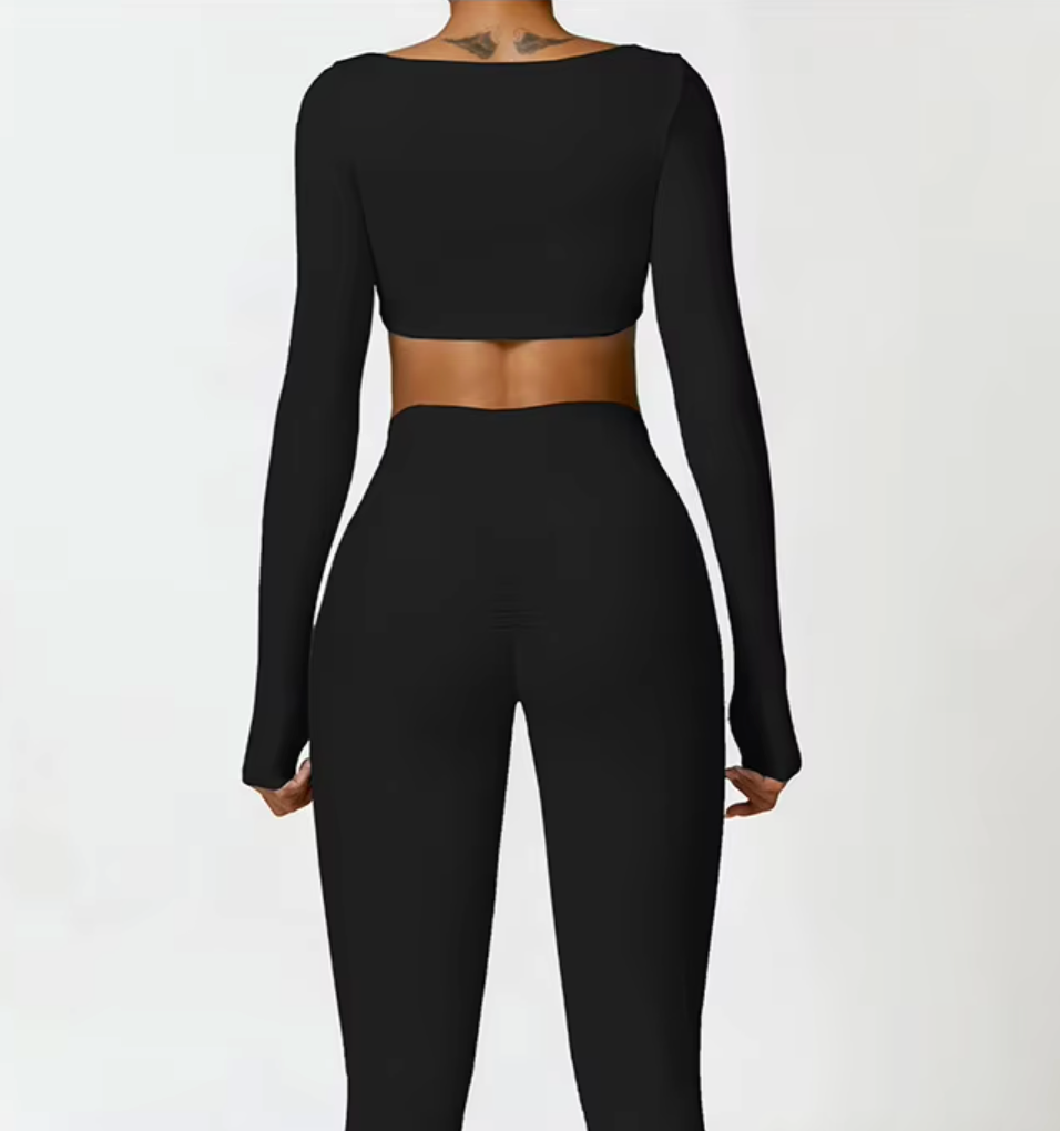 Femme Long-Sleeve Crop Top in Black