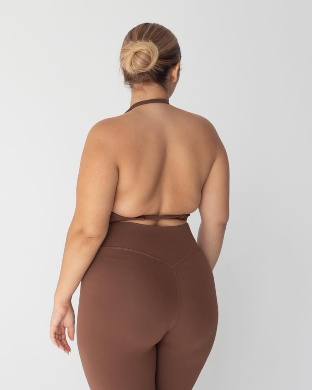 Nyx High-Waist Basic Leggings in Brown