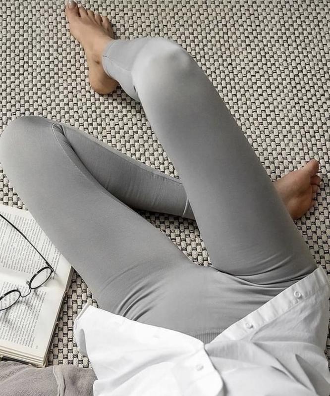 Seamless Activewear Set: Bra & Leggings in Gray