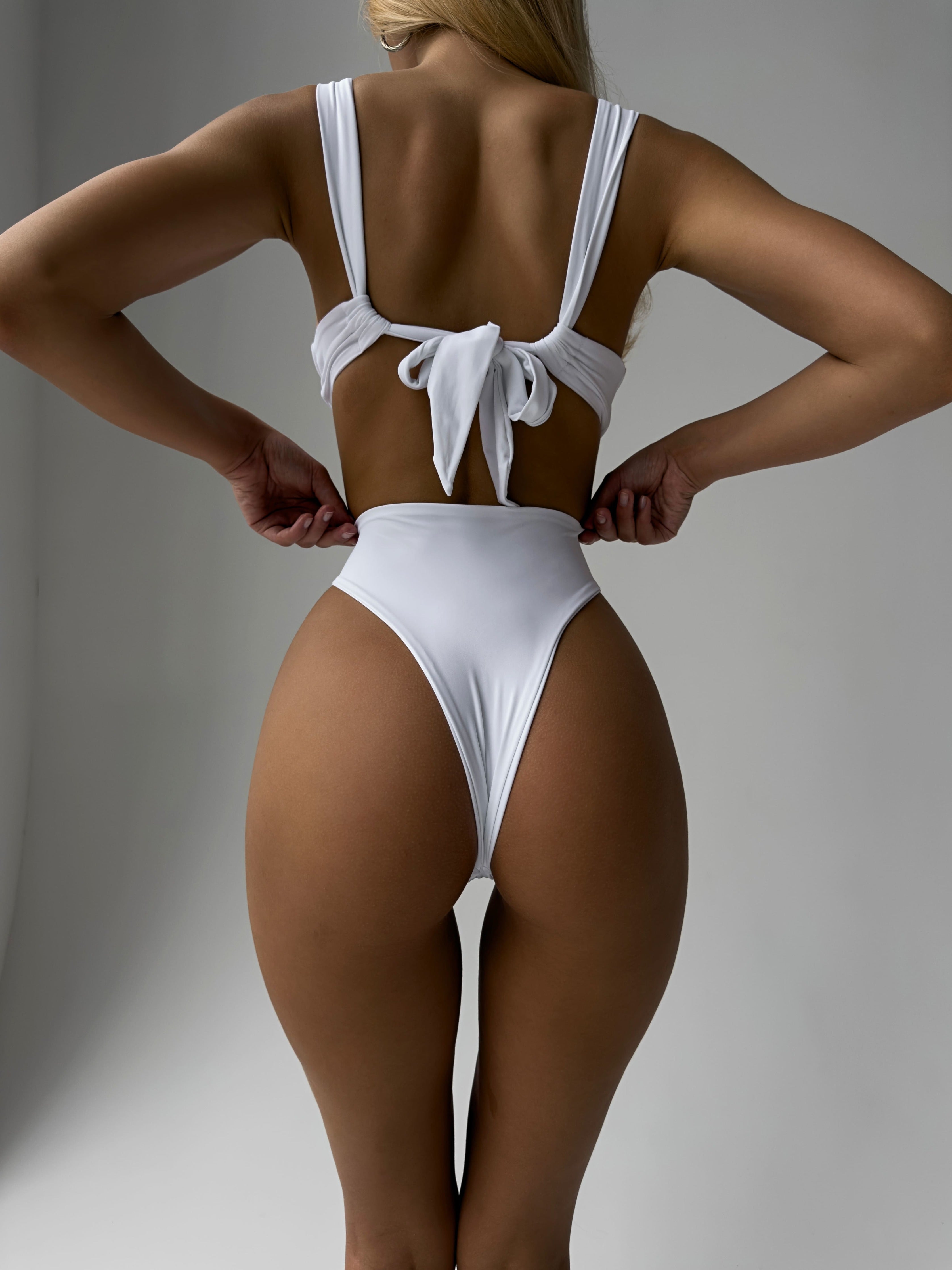 Bahamas One Piece in White