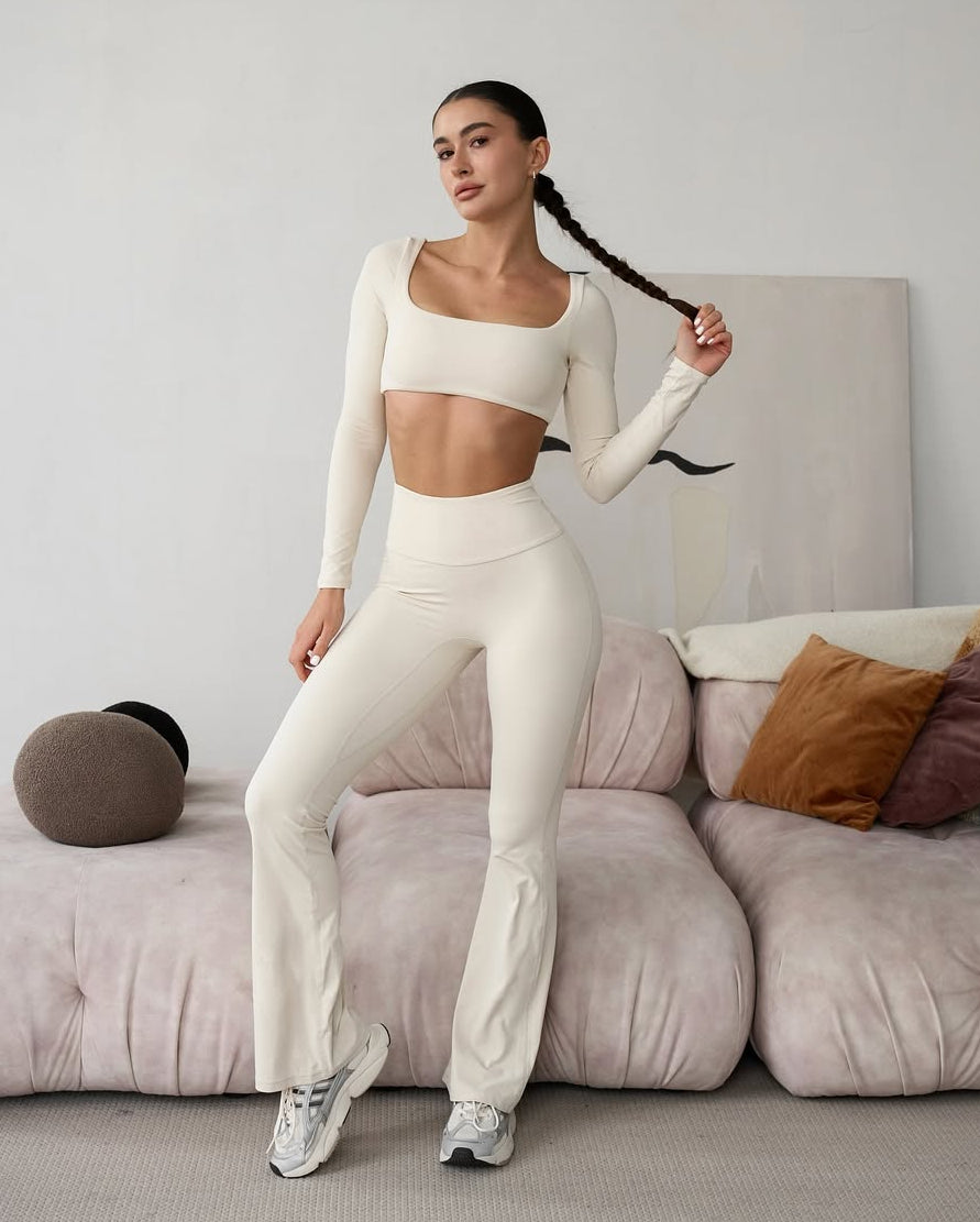 Diva Long-Sleeve Crop Top in Ivory