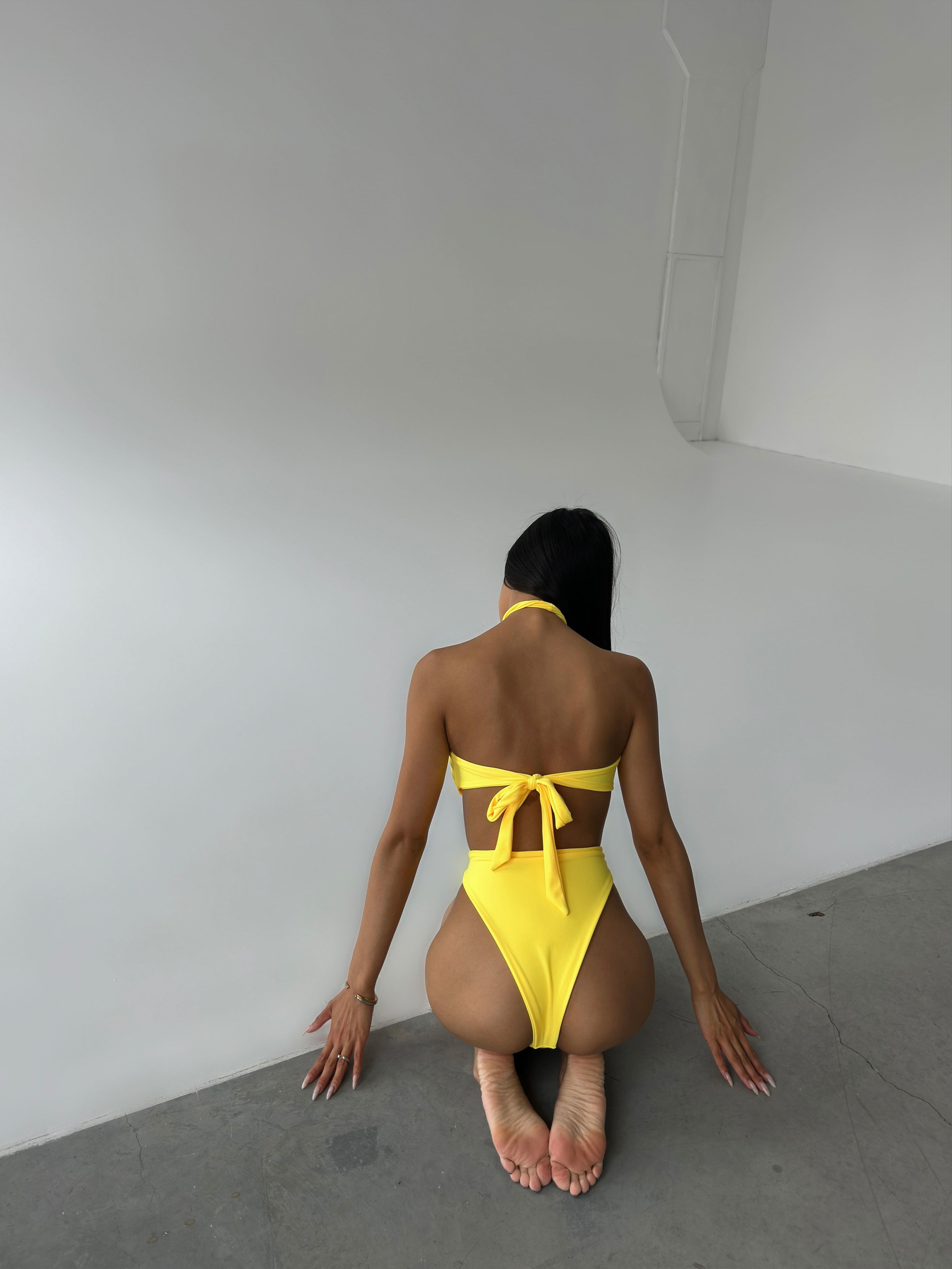 Maldives One Piece in Yellow