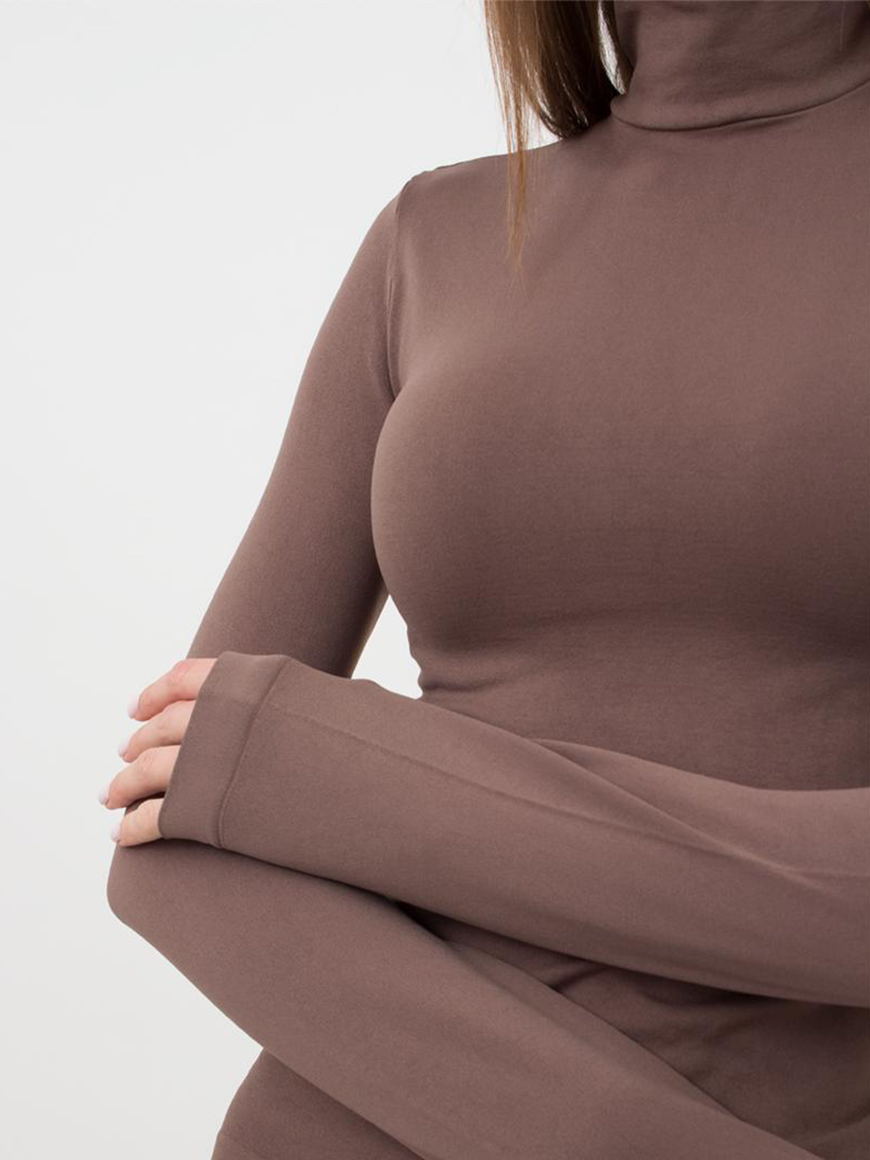 Seamless Turtleneck Long Sleeve Top in Brown