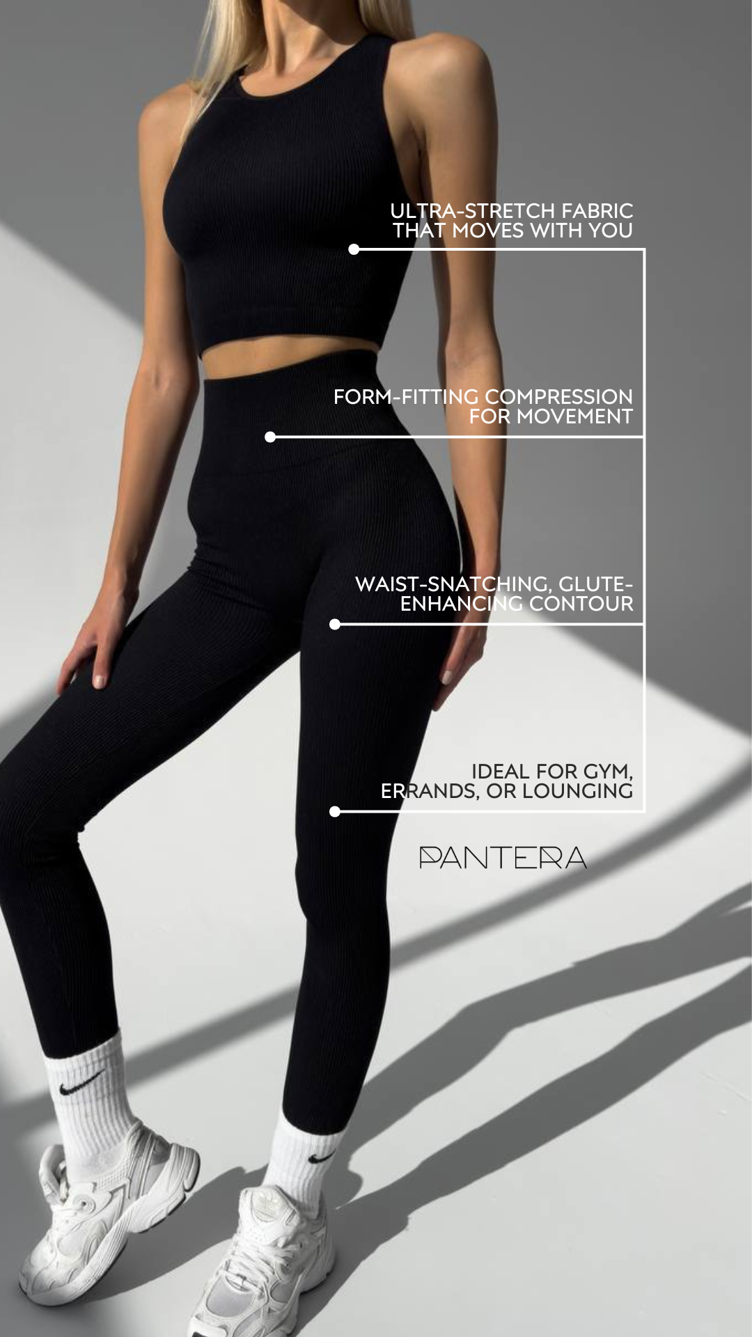 Seamless Ribbed Scrunch Leggings in Black