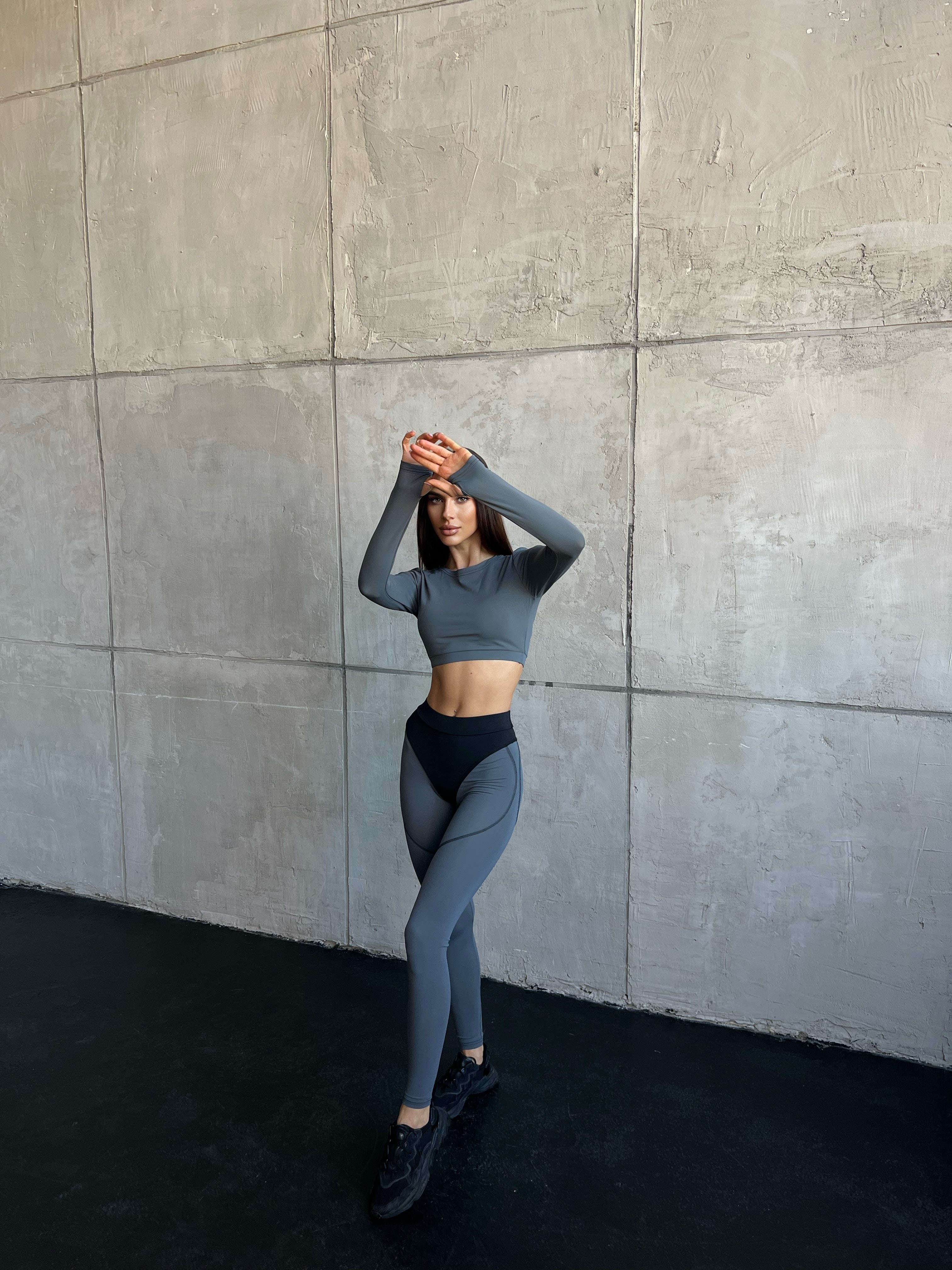 Galaxy Long Sleeve Thumbhole Cropped Top in Gray