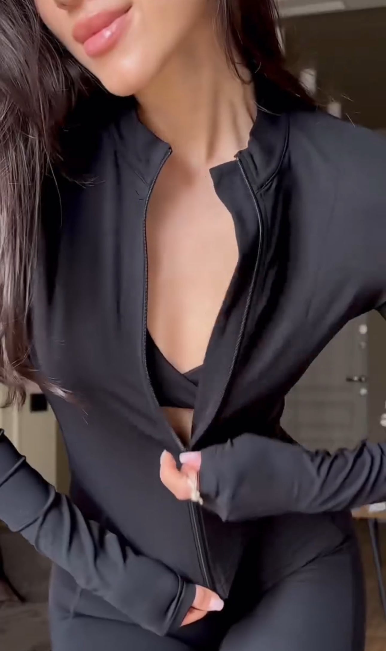 Pantera Zip-Up Long-Sleeve Top in Black