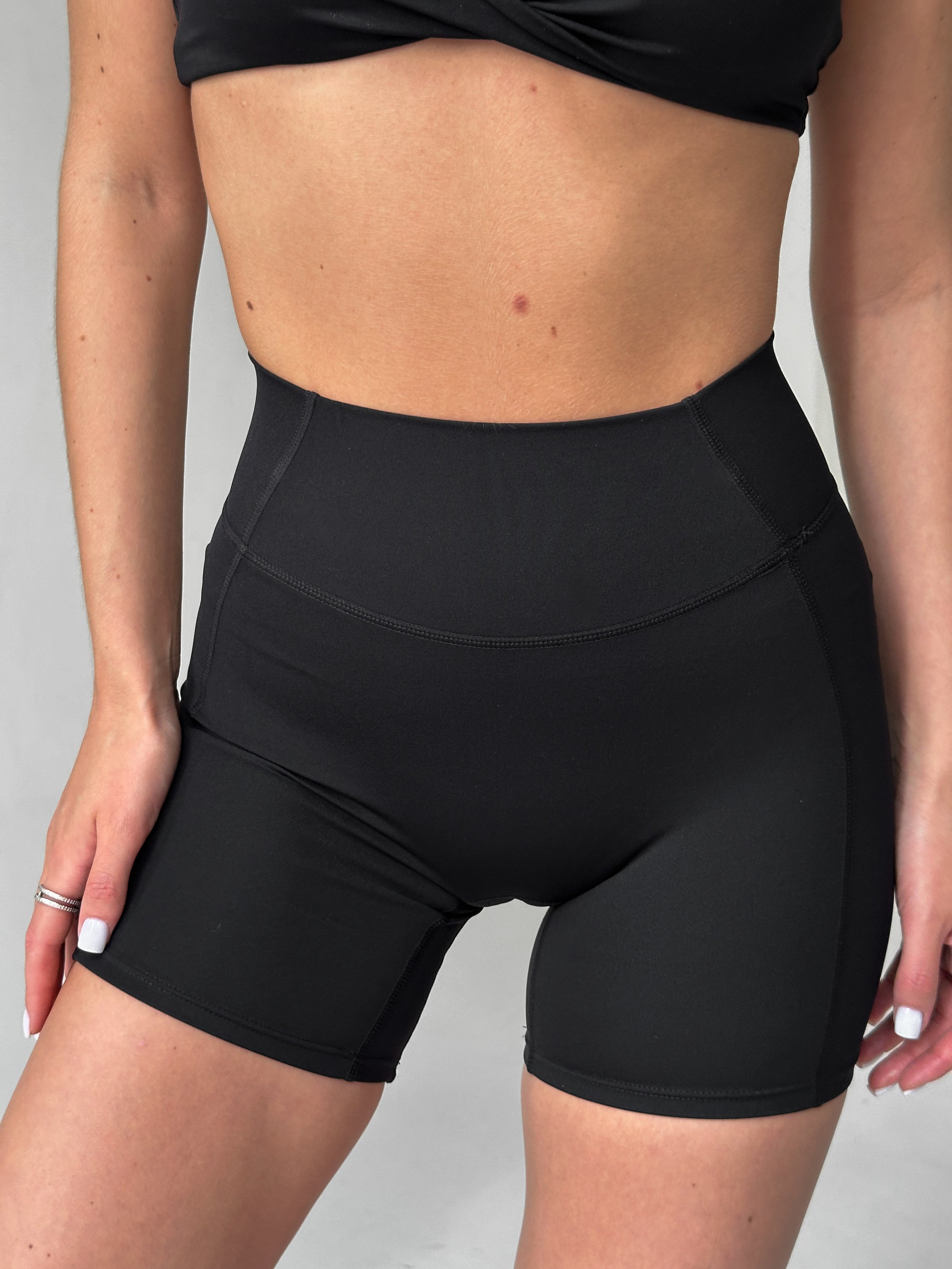 Pantera Halter Top & High-Waist Cycling Shorts in Black