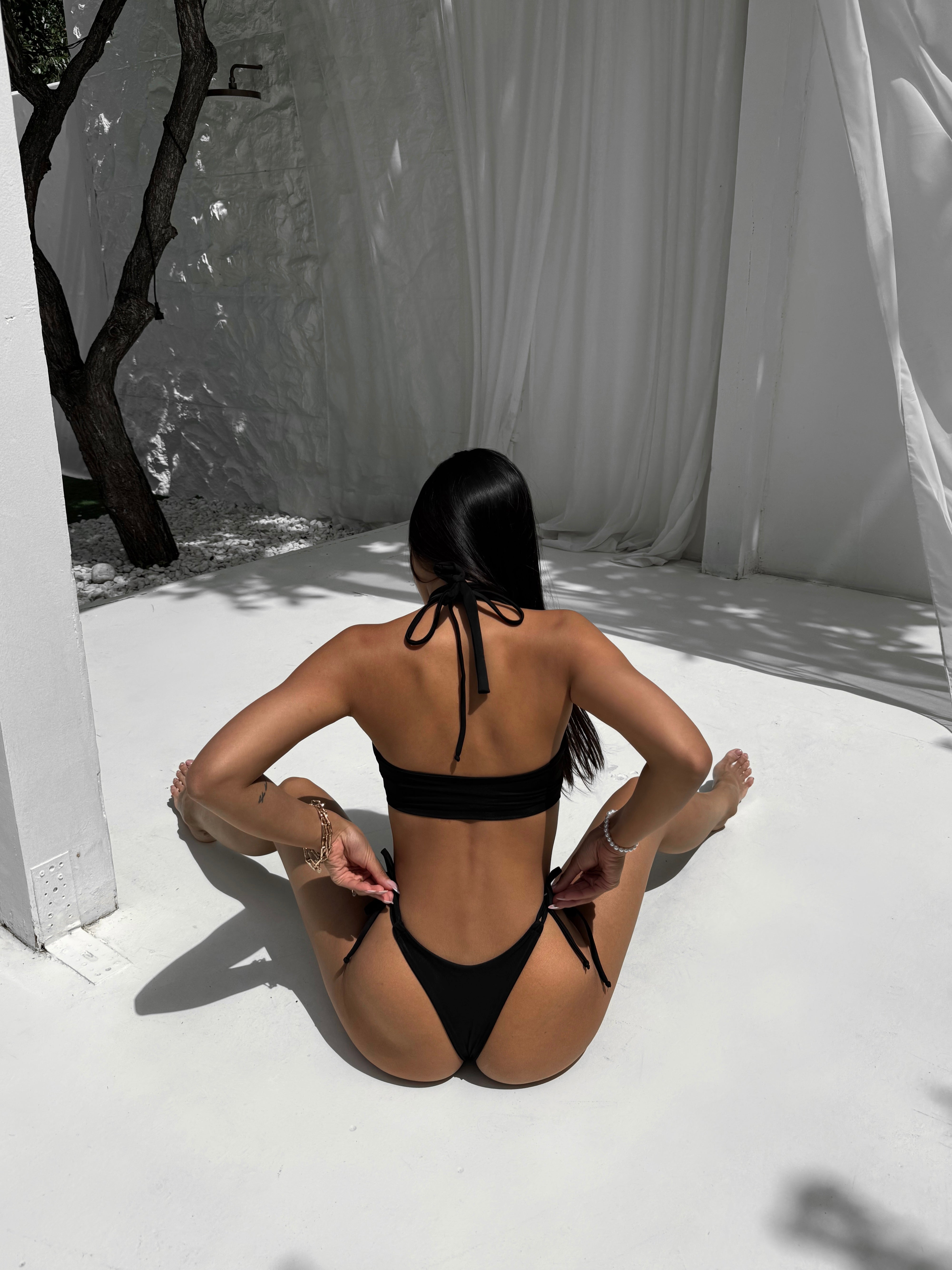 Nyx Grecian Halterneck Shiny Detail Bikini Set in Black