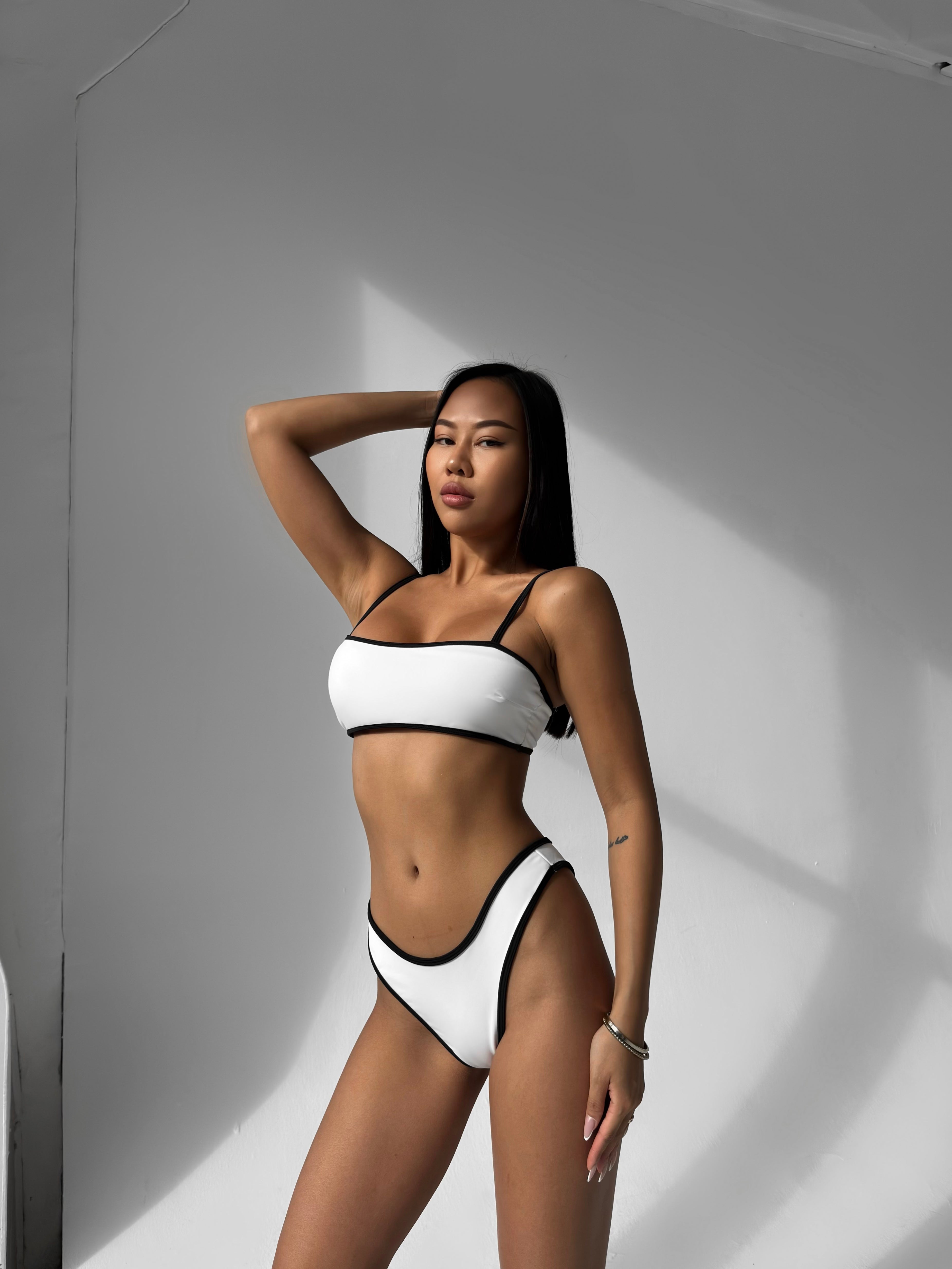 Coconut Contrast Edge Bikini Set in White