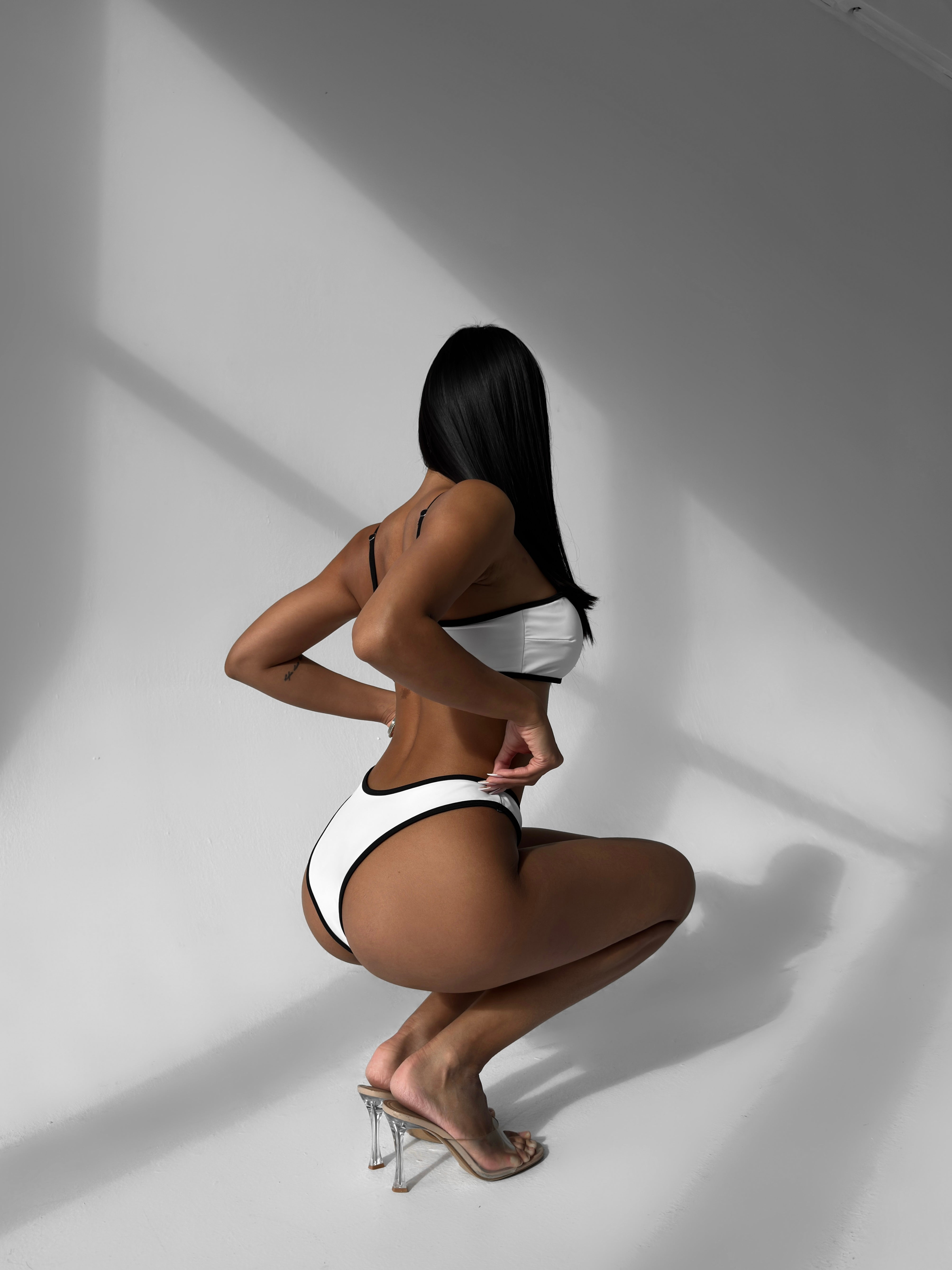 Coconut Contrast Edge Bikini Set in White