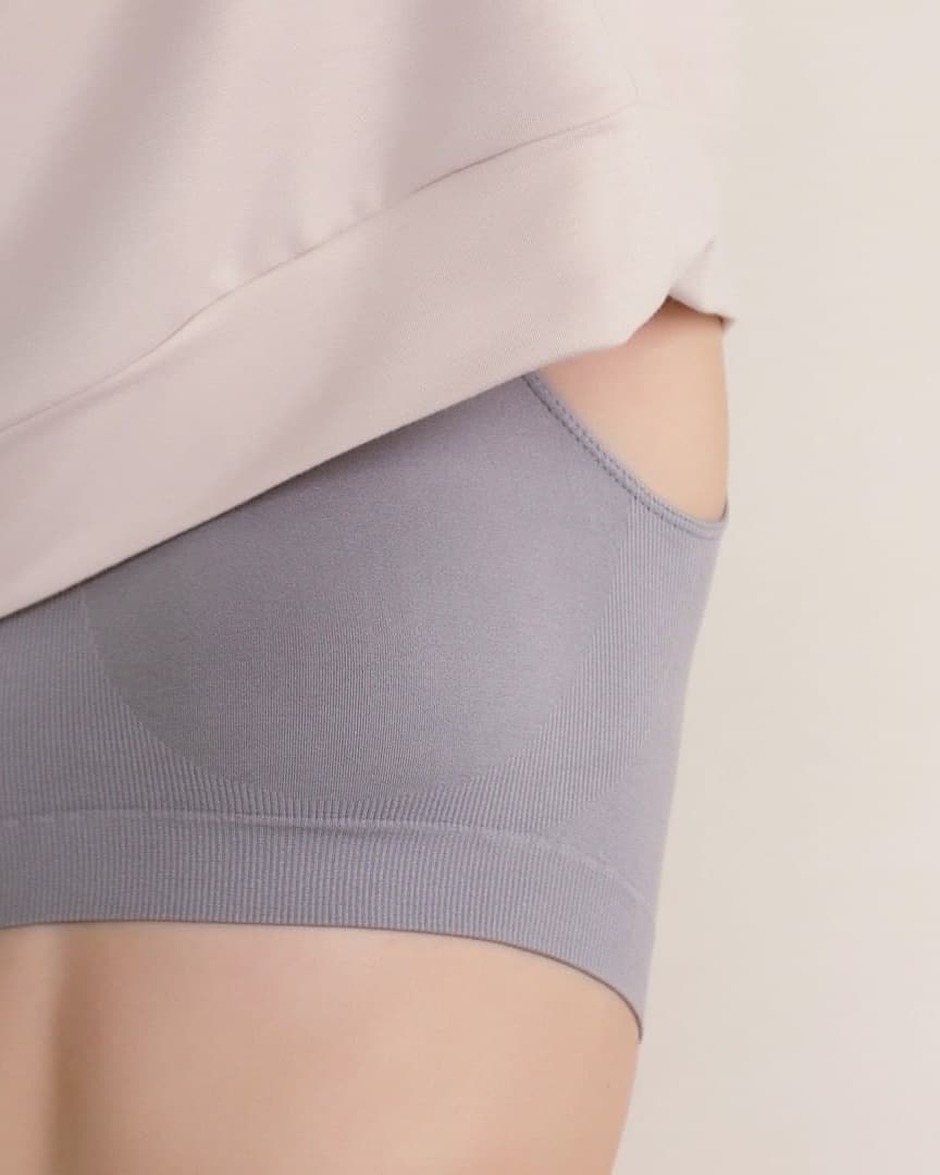 Seamless Activewear Set: Bra & Leggings in Gray