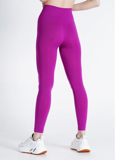 Seamless Mid Waist Leggings in Deep Purple