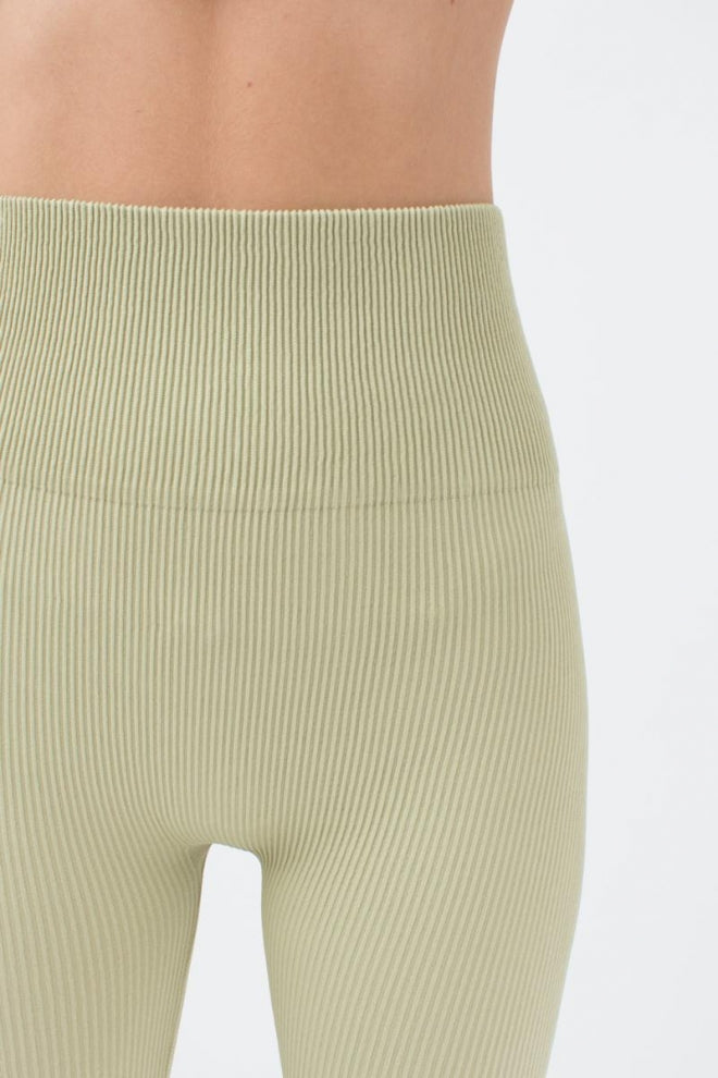 Seamless Ribbed Scrunch Leggings in Light Olive