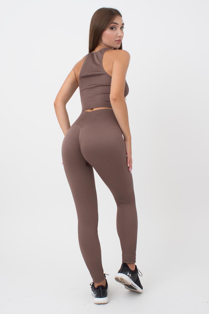 Seamless Ribbed Scrunch Leggings in Brown