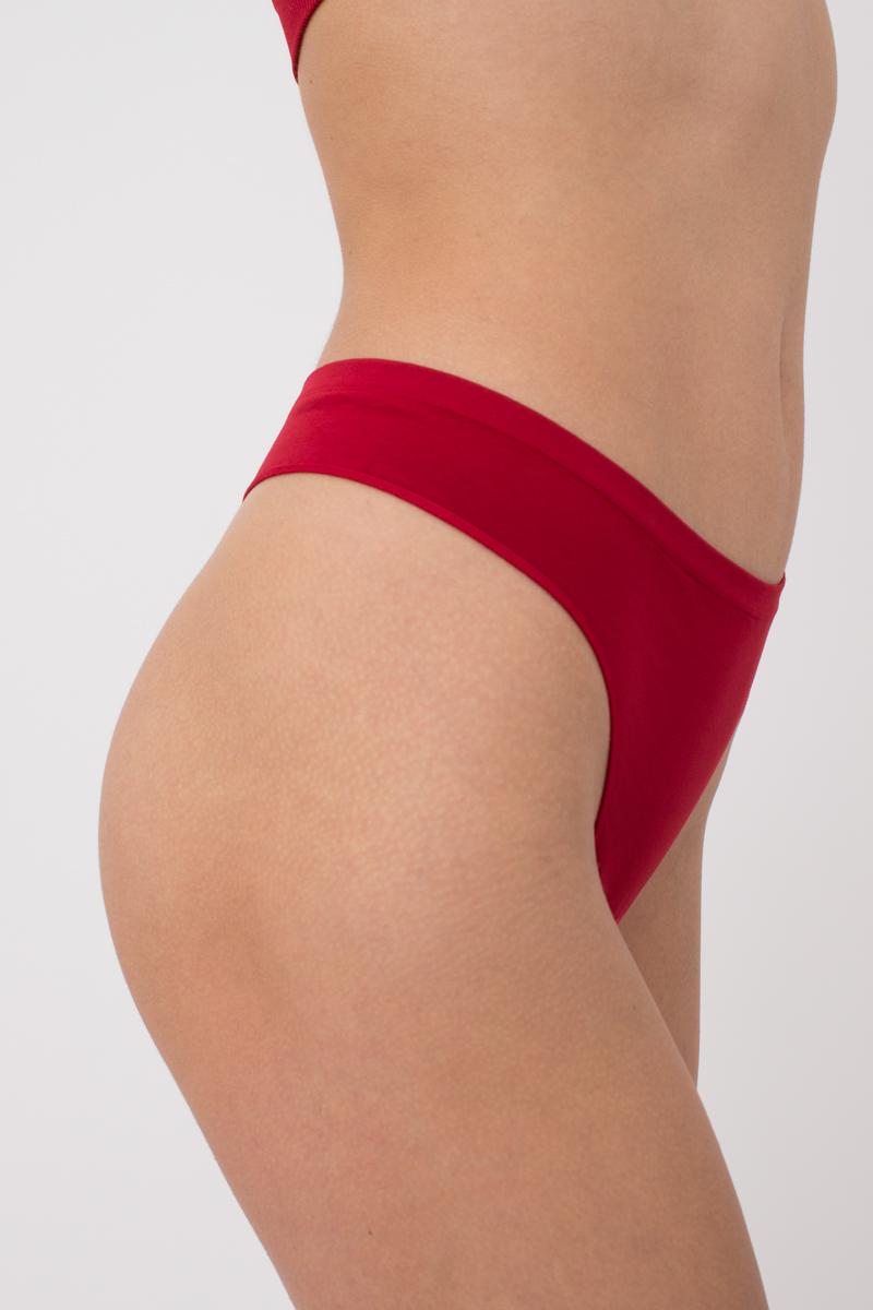 Seamless Thong Panty in Wine