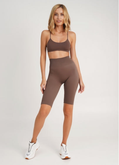 Seamless Ribbed Above Knee Bike Shorts in Brown