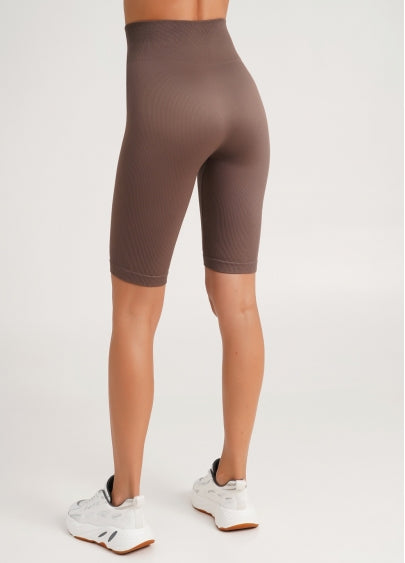 Seamless Ribbed Above Knee Bike Shorts in Brown