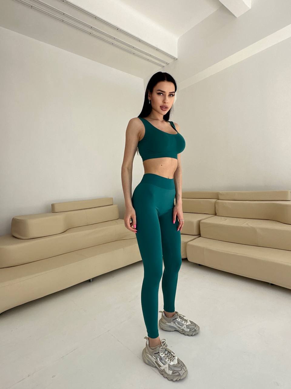 Seamless Wellness Bra in Emerald