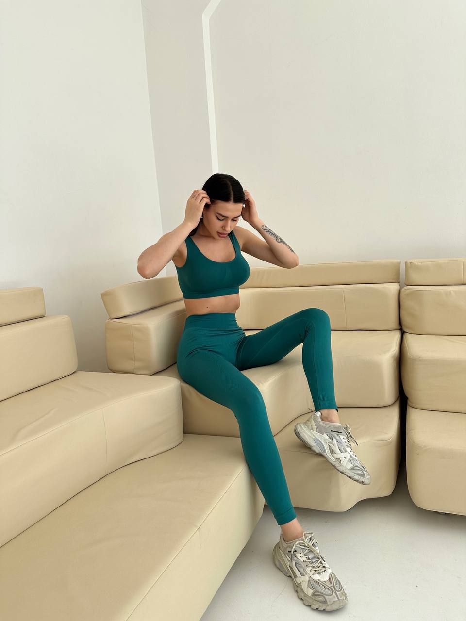 Seamless Wellness Bra in Emerald