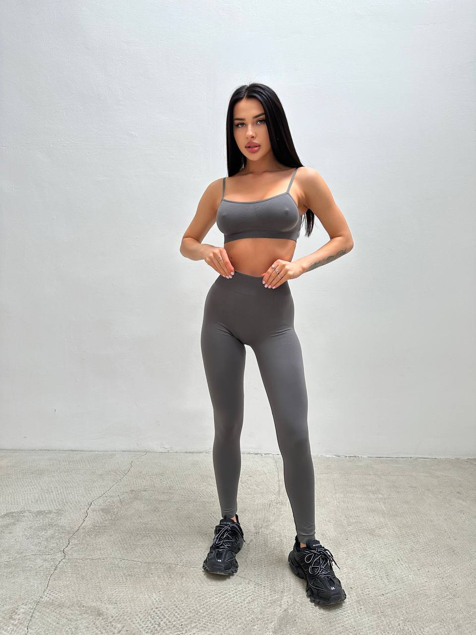 Seamless Cami Bra in Dark Gray