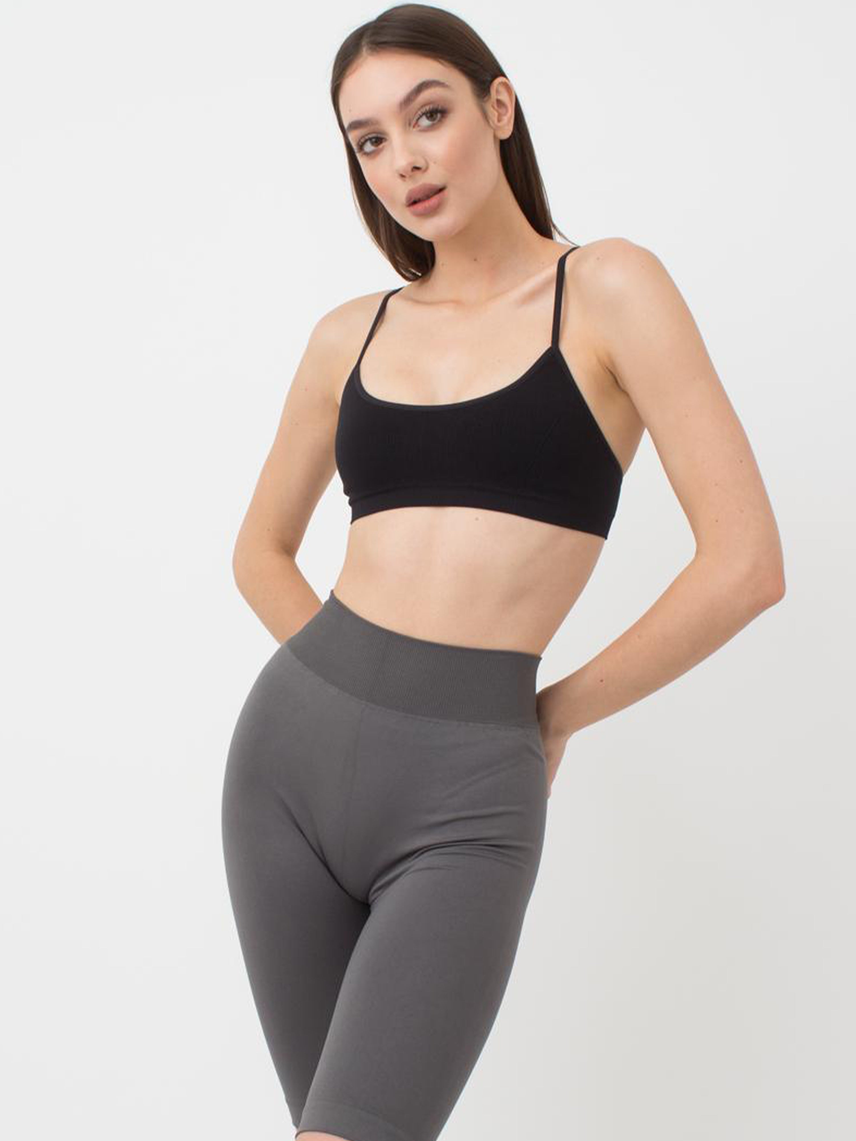 Seamless Above Knee Bike Shorts in Dark Gray