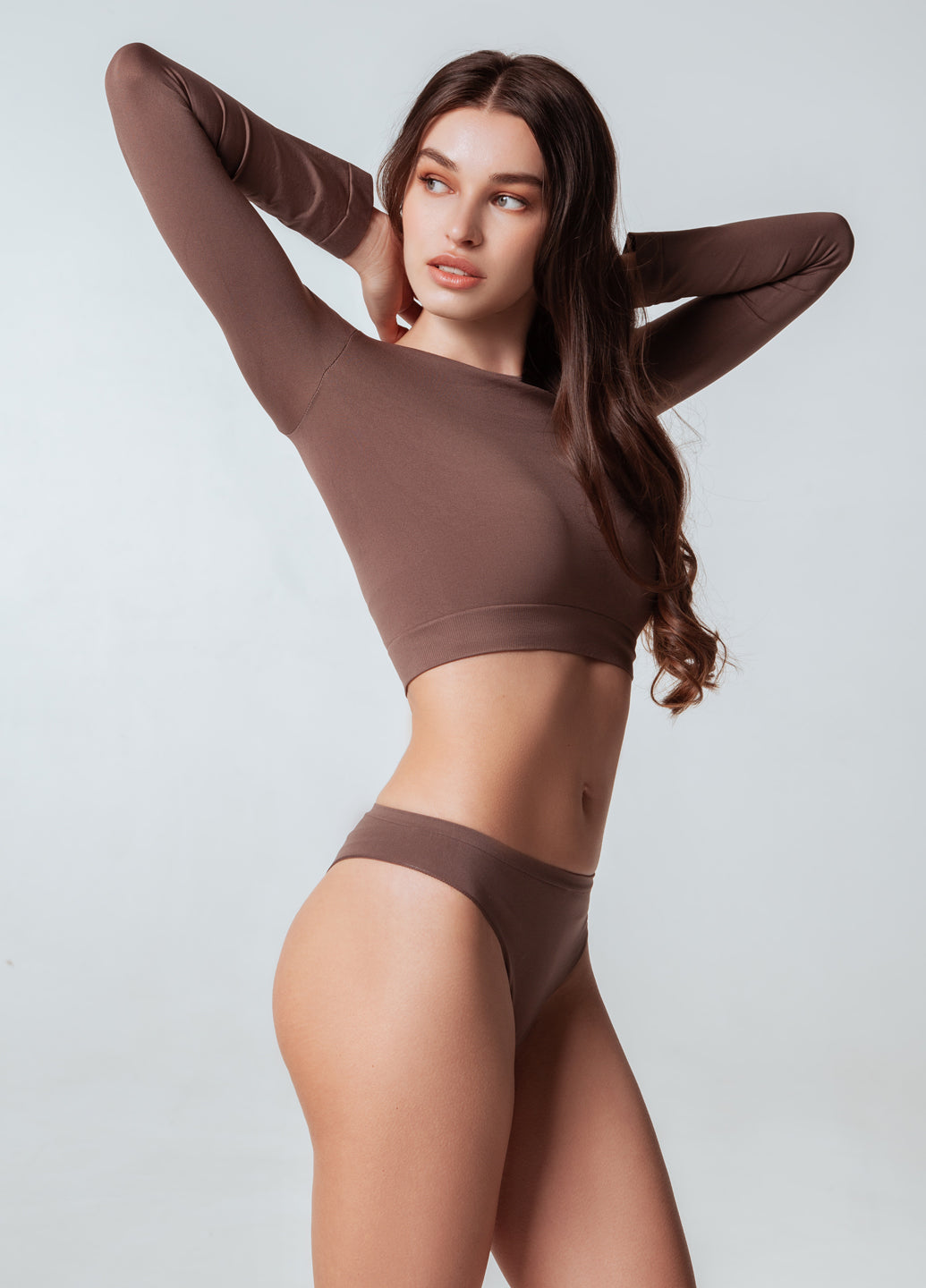 Seamless Cropped Long Sleeve Top in Brown