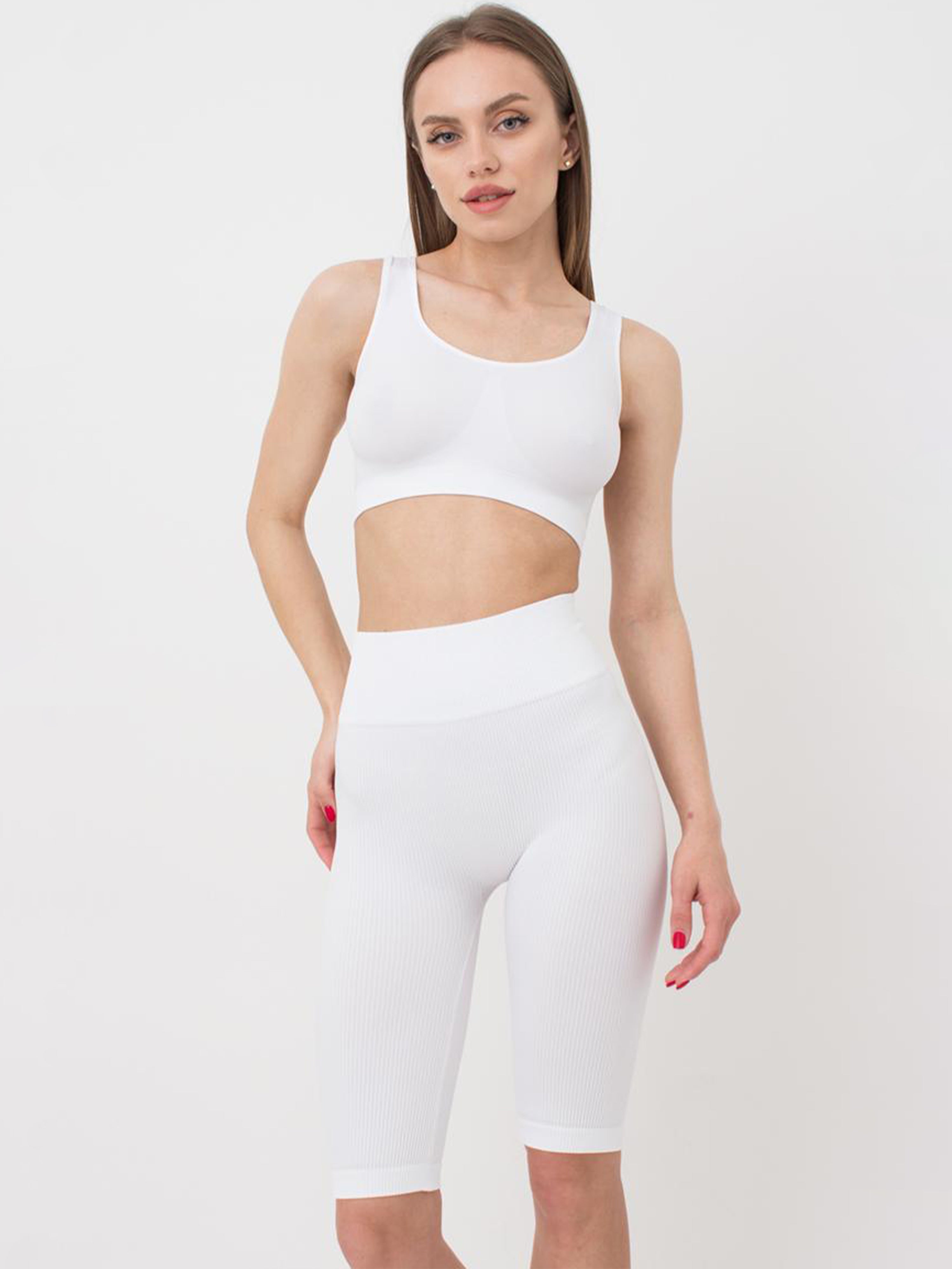 Seamless Ribbed Above Knee Bike Shorts in White