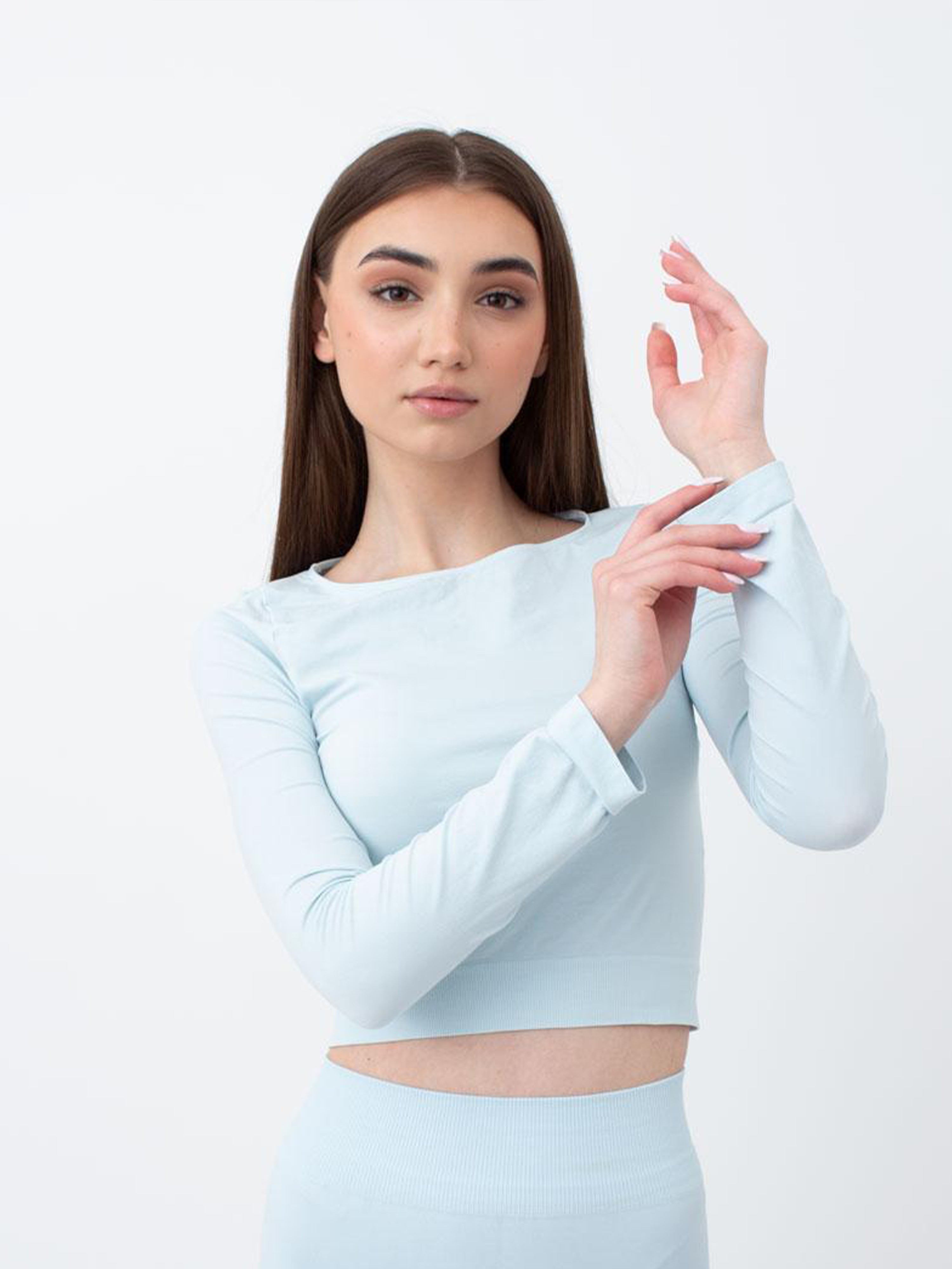 Seamless Cropped Long Sleeve Top in Icy Blue