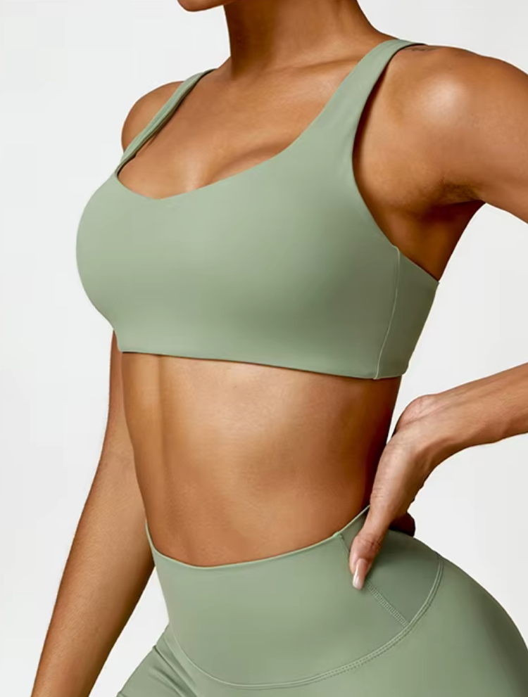 Femme Sports Bra in Khaki