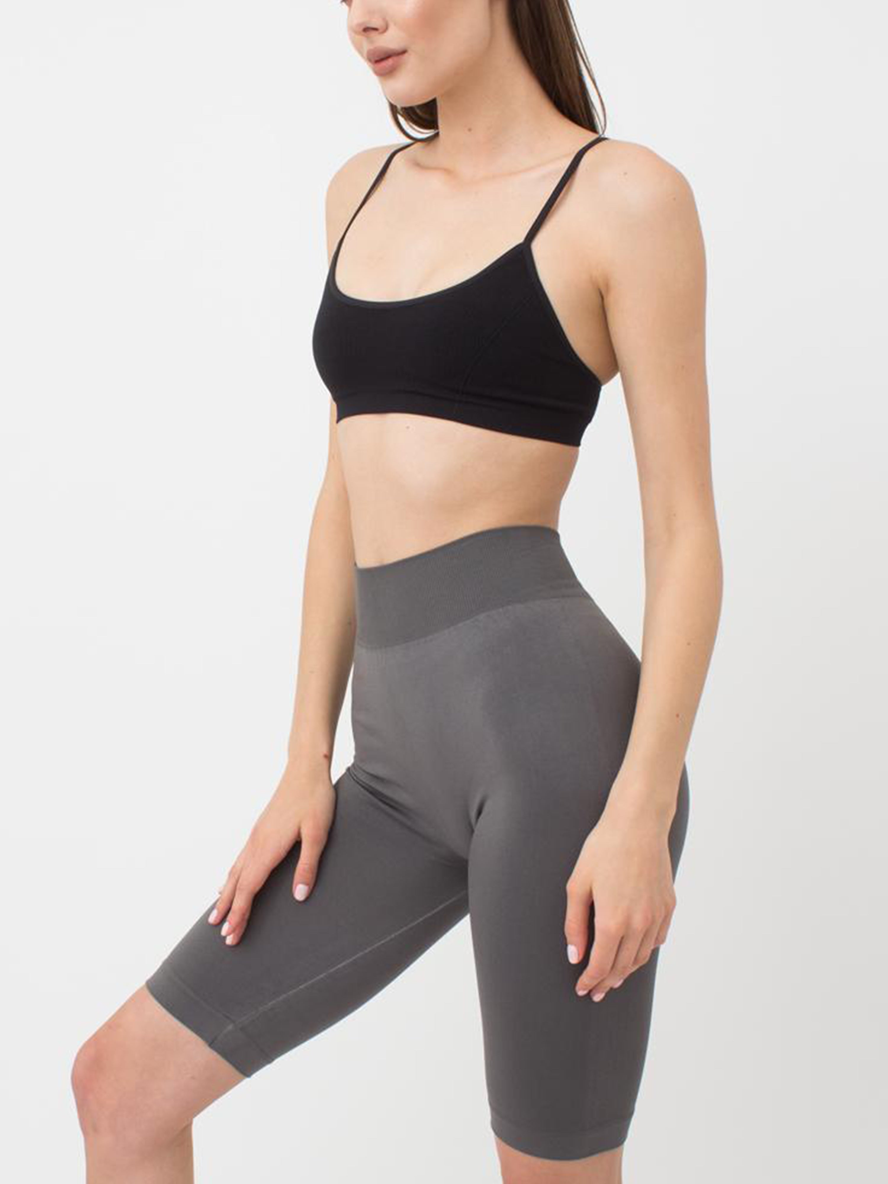 Seamless Above Knee Bike Shorts in Dark Gray