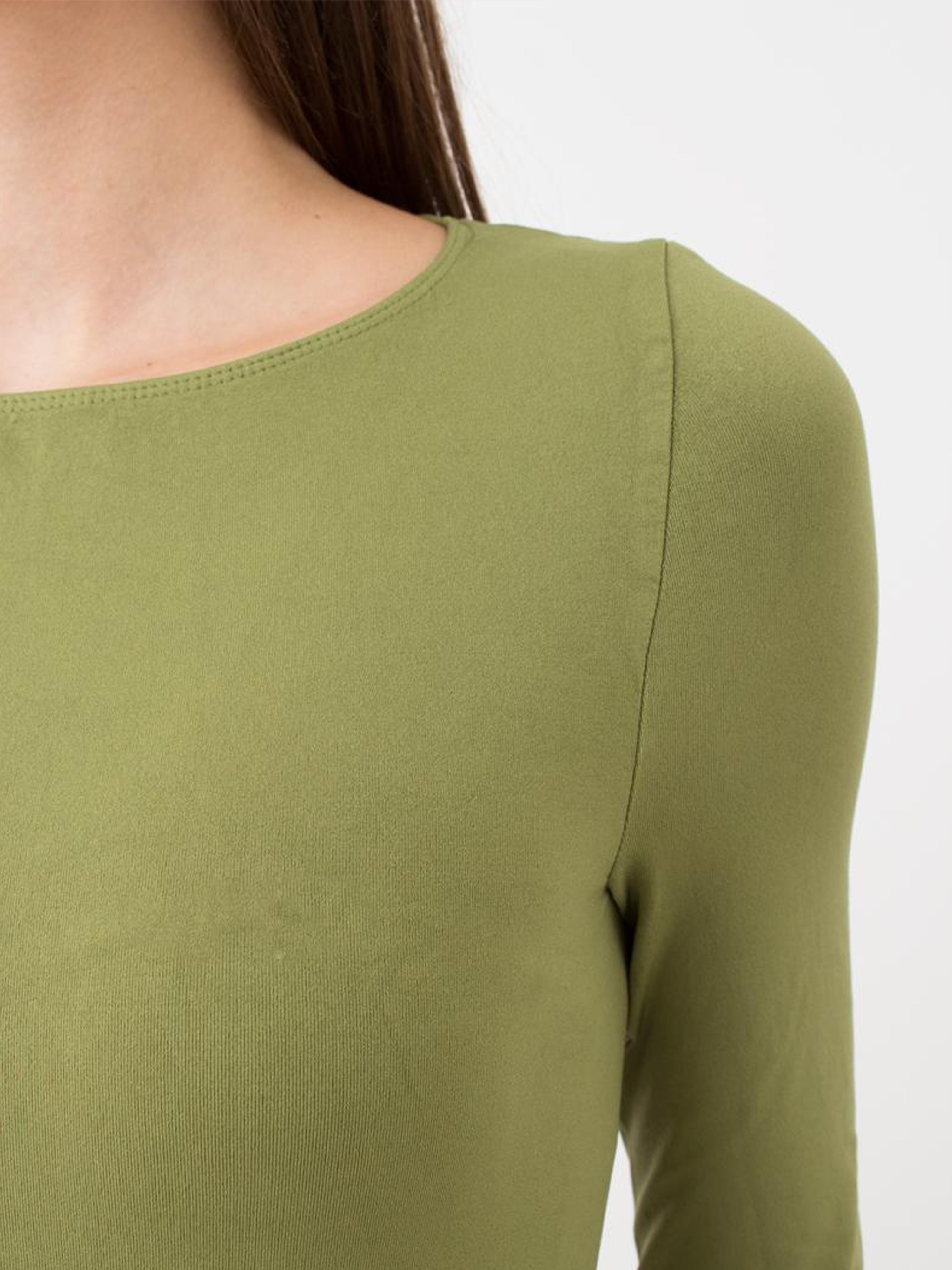 Seamless Cropped Long Sleeve Top in Olive