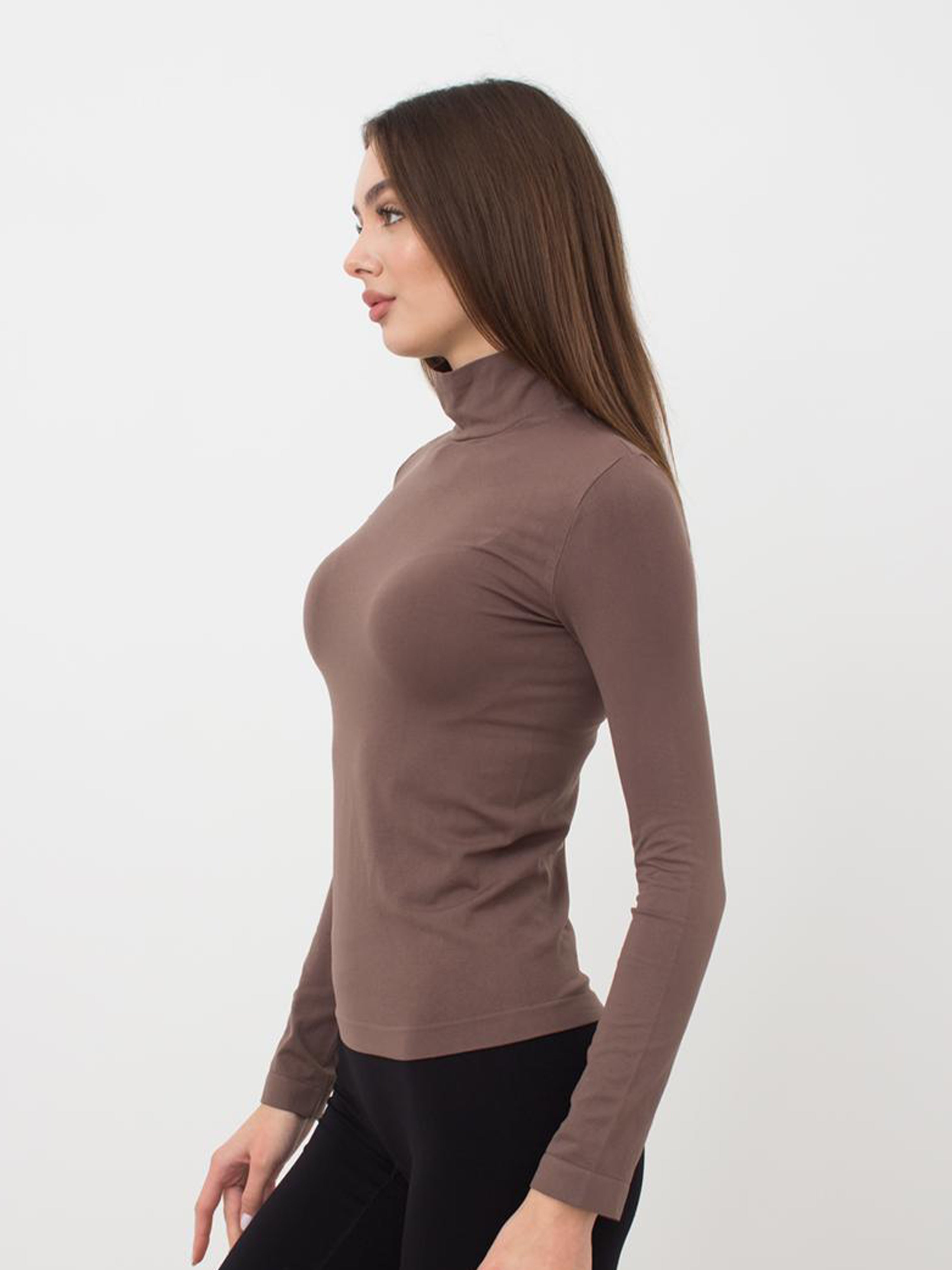 Seamless Turtleneck Long Sleeve Top in Brown