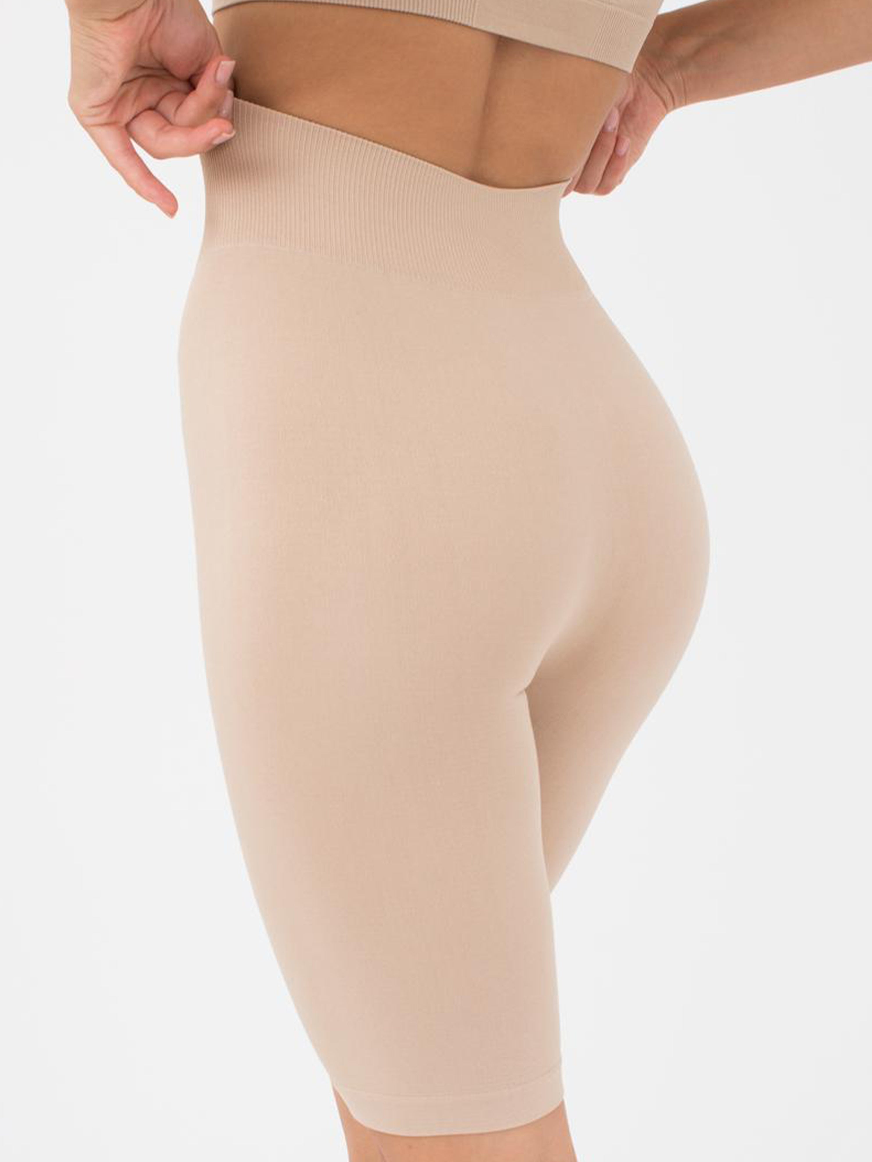 Seamless Above Knee Bike Shorts in Beige