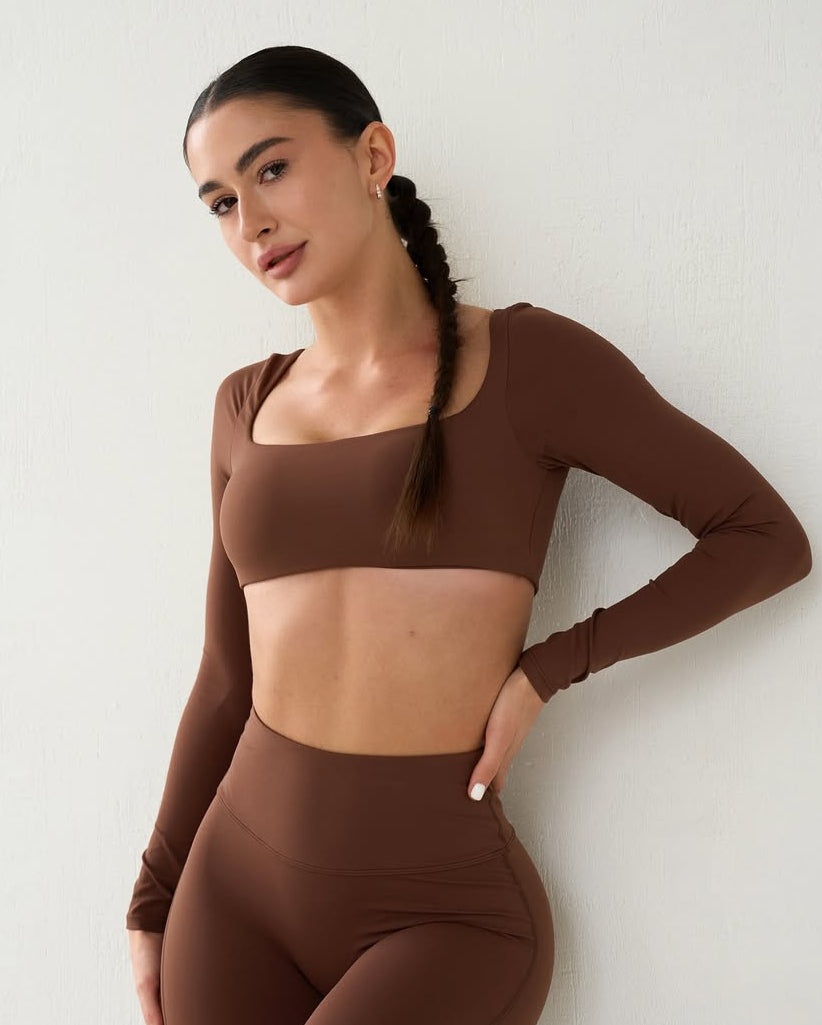 Diva Long-Sleeve Crop Top in Brown
