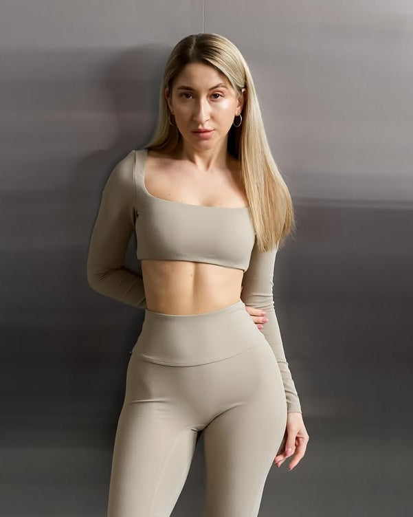 Diva Long-Sleeve Crop Top in Nude
