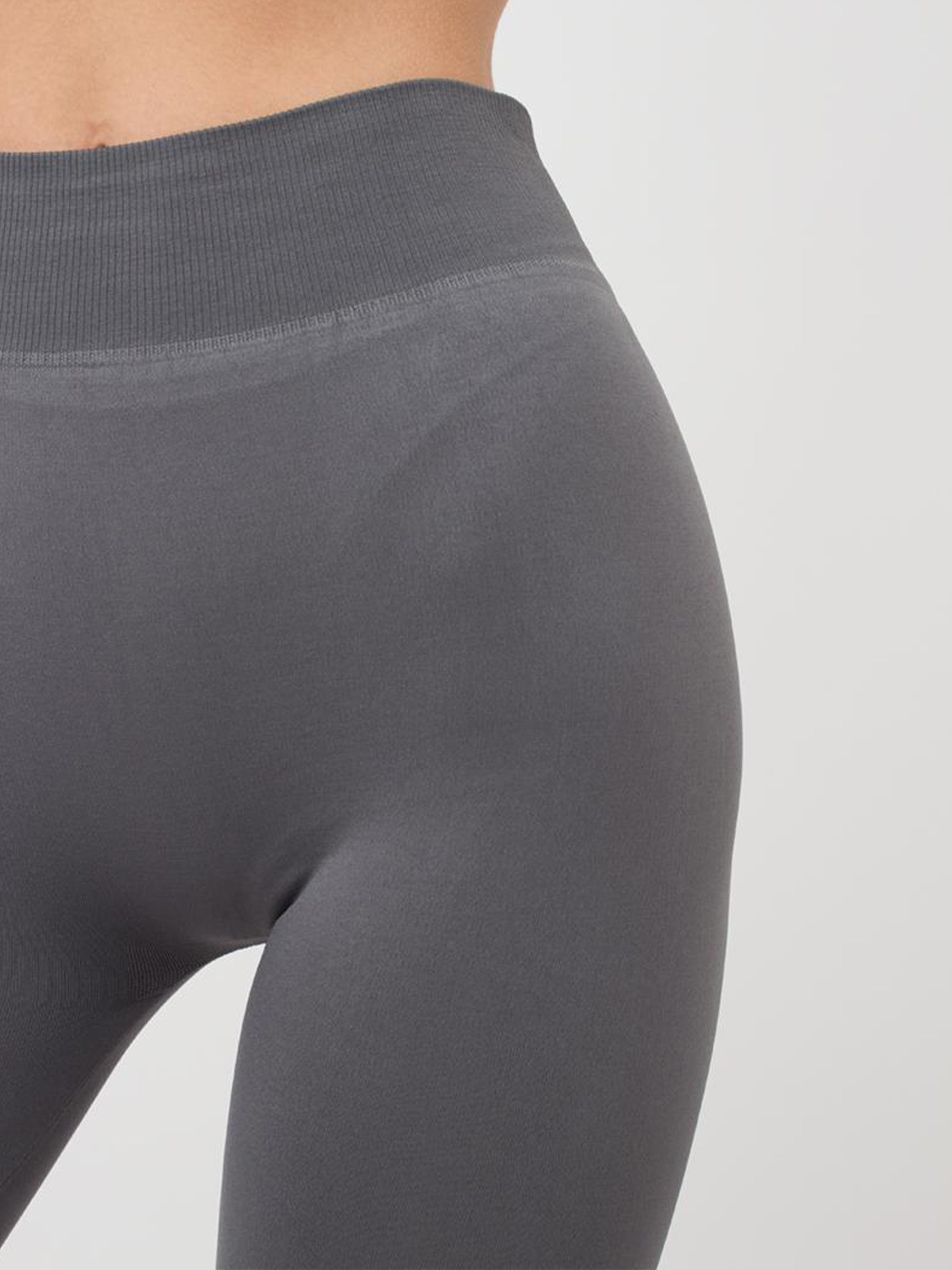 Seamless High Waist Leggings in Dark Gray