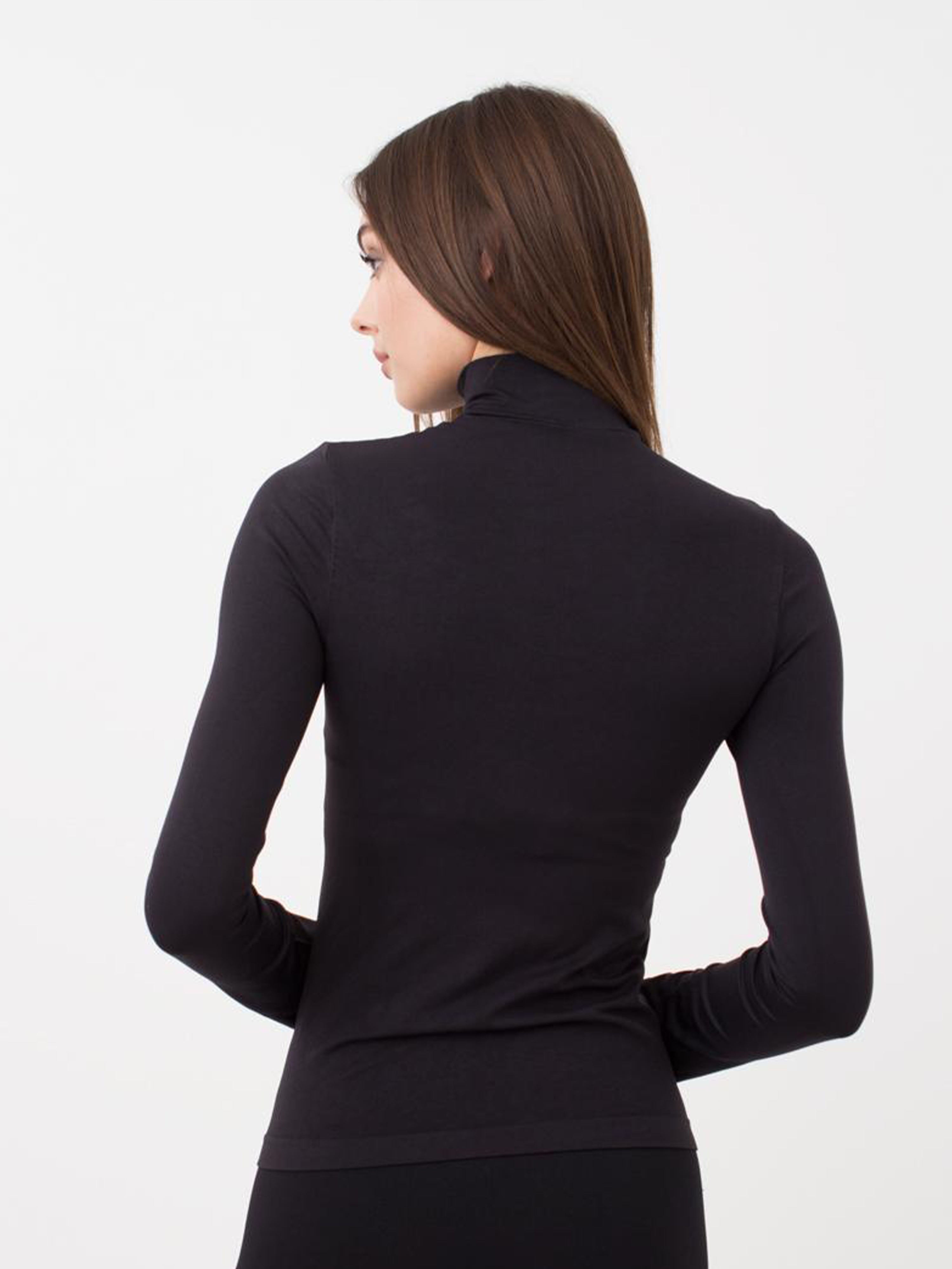 Seamless Turtleneck Long Sleeve Top in Black