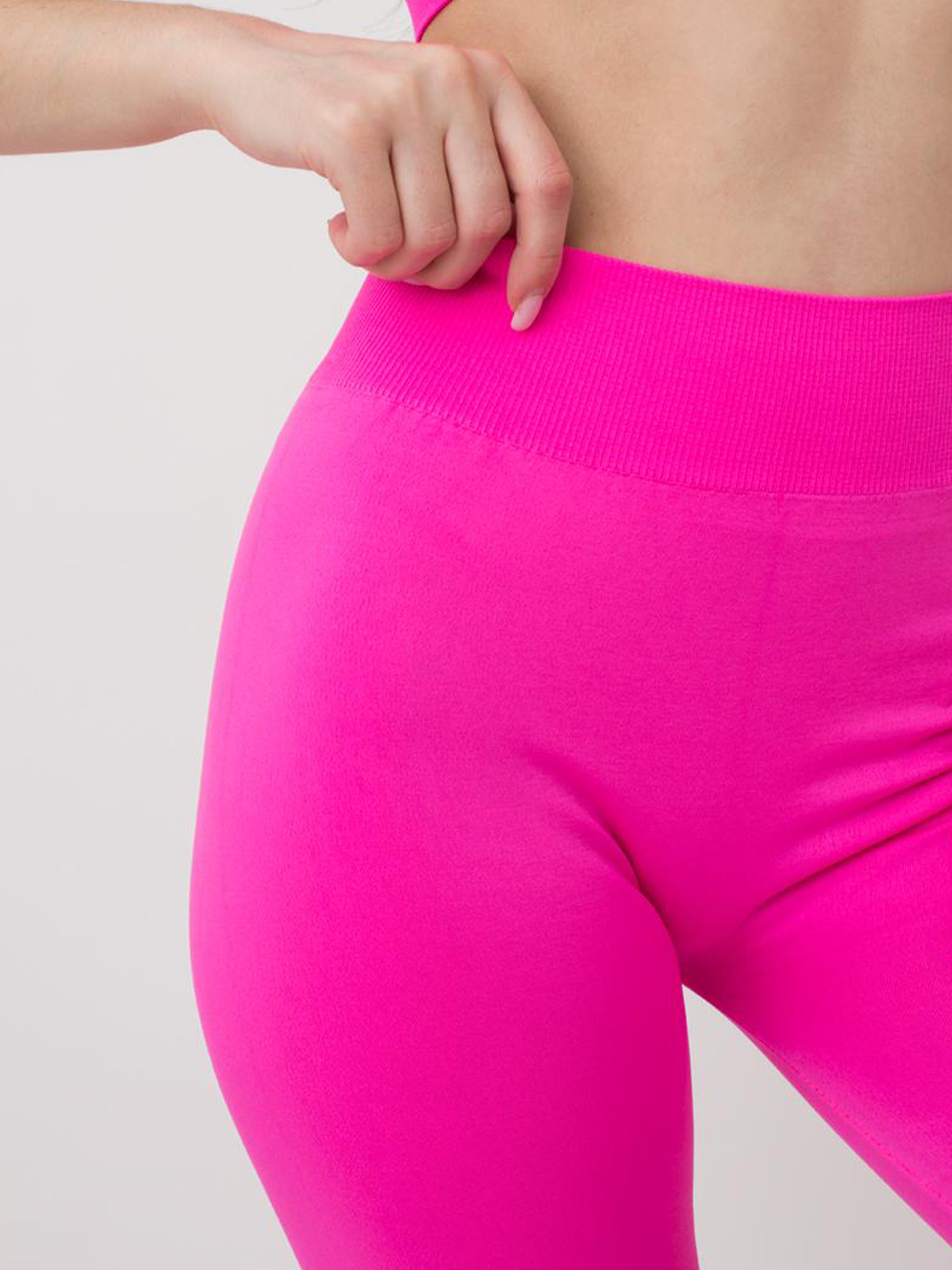 Seamless High Waist Leggings in Neon Pink