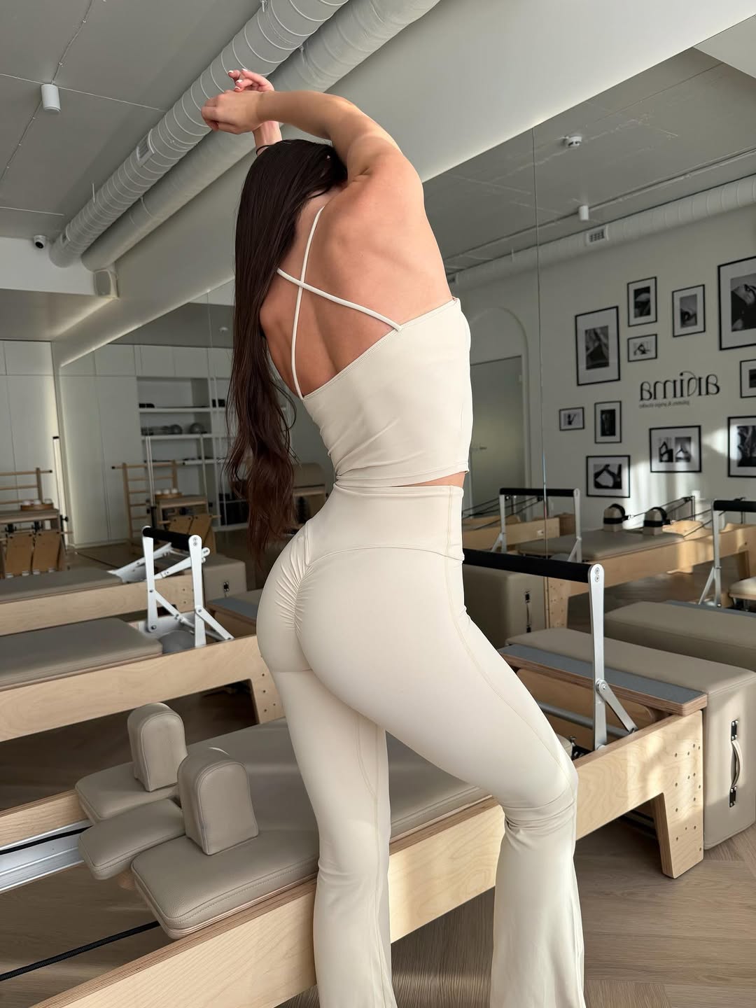 Diva Strappy Built-In Bra Tank in Ivory