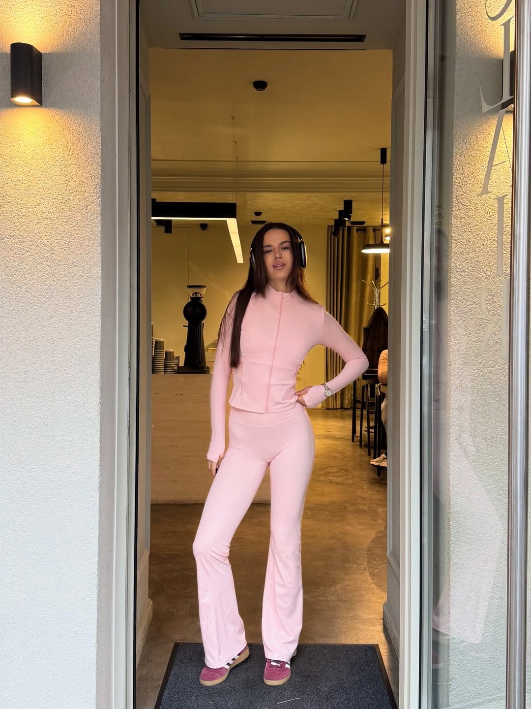 Candy Flow Flared Leggings in Light Peach