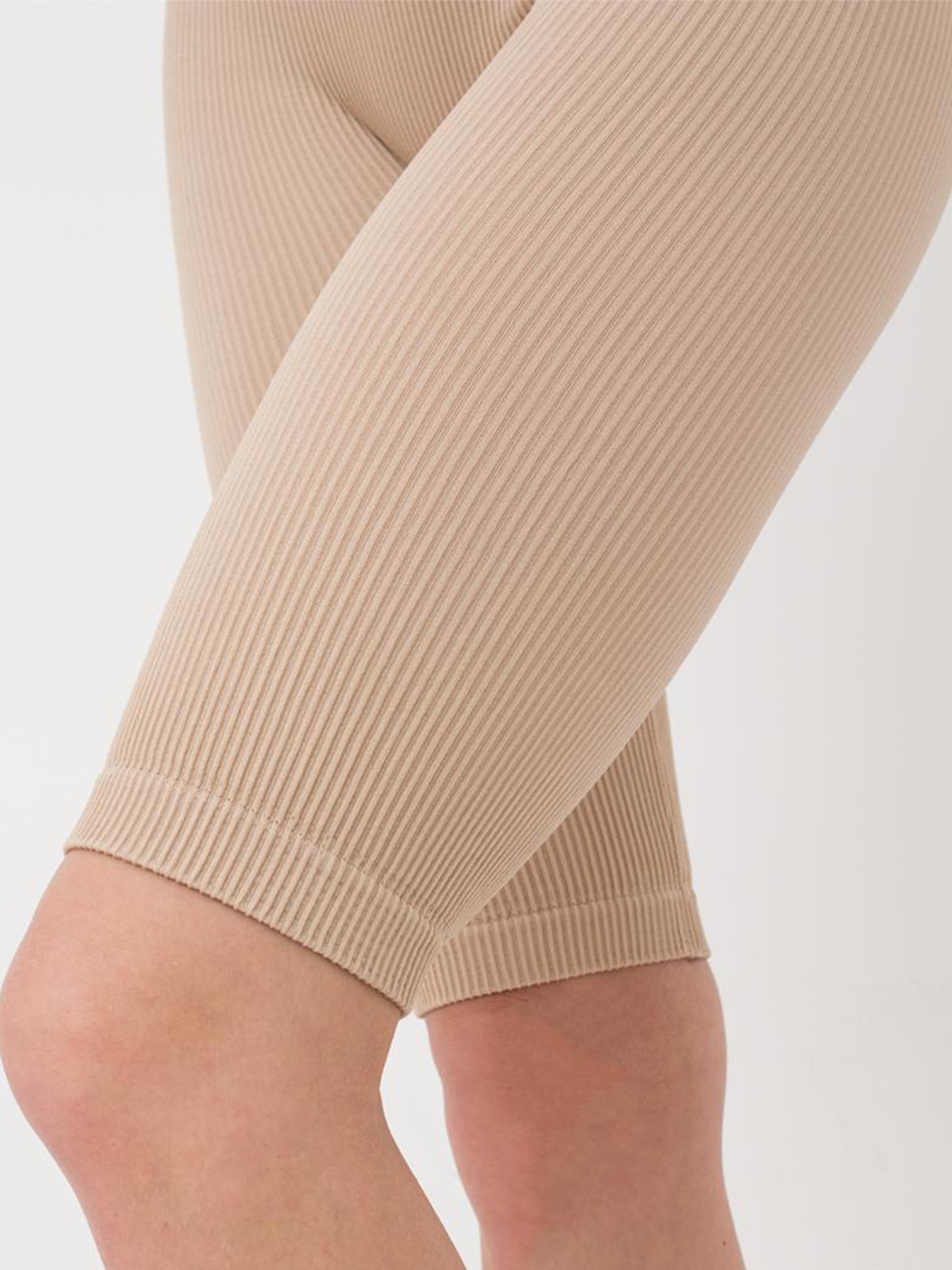 Seamless Ribbed Above Knee Bike Shorts in Beige