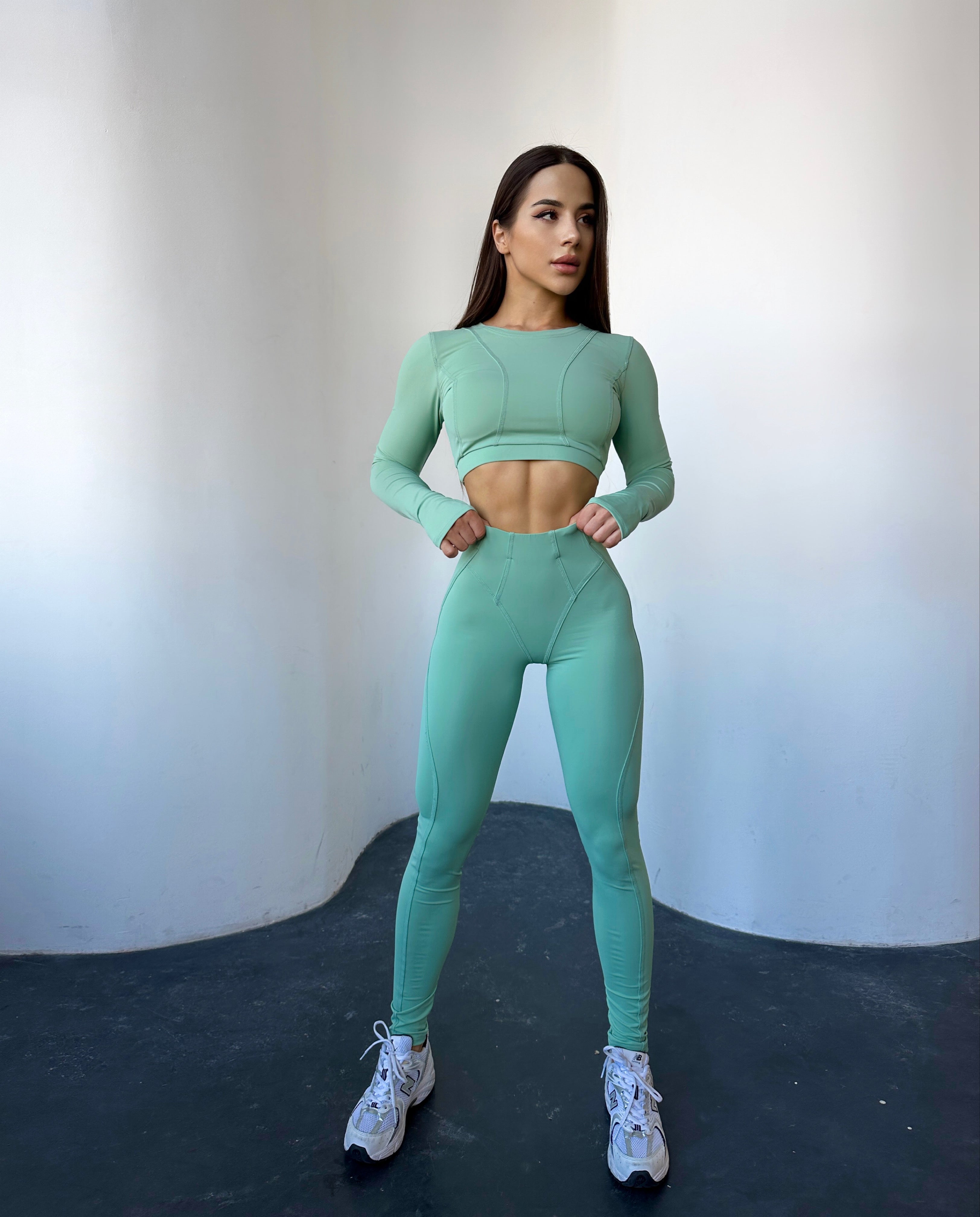 Galaxy Sculpt Decorative Seam Leggings in Mint
