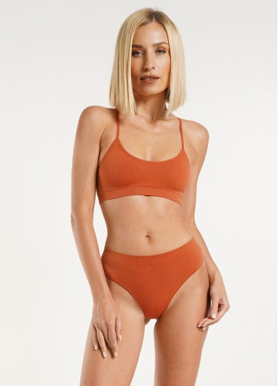 Seamless Ribbed Cami Bra in Deep Orange