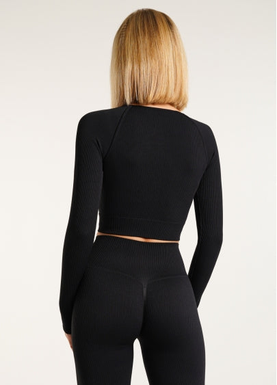 Seamless Ribbed Raglan Long Sleeve Crop Top in Black