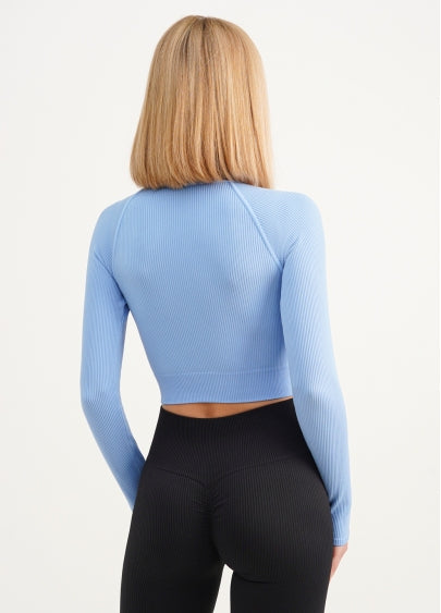 Seamless Ribbed Raglan Long Sleeve Crop Top in Baby Blue