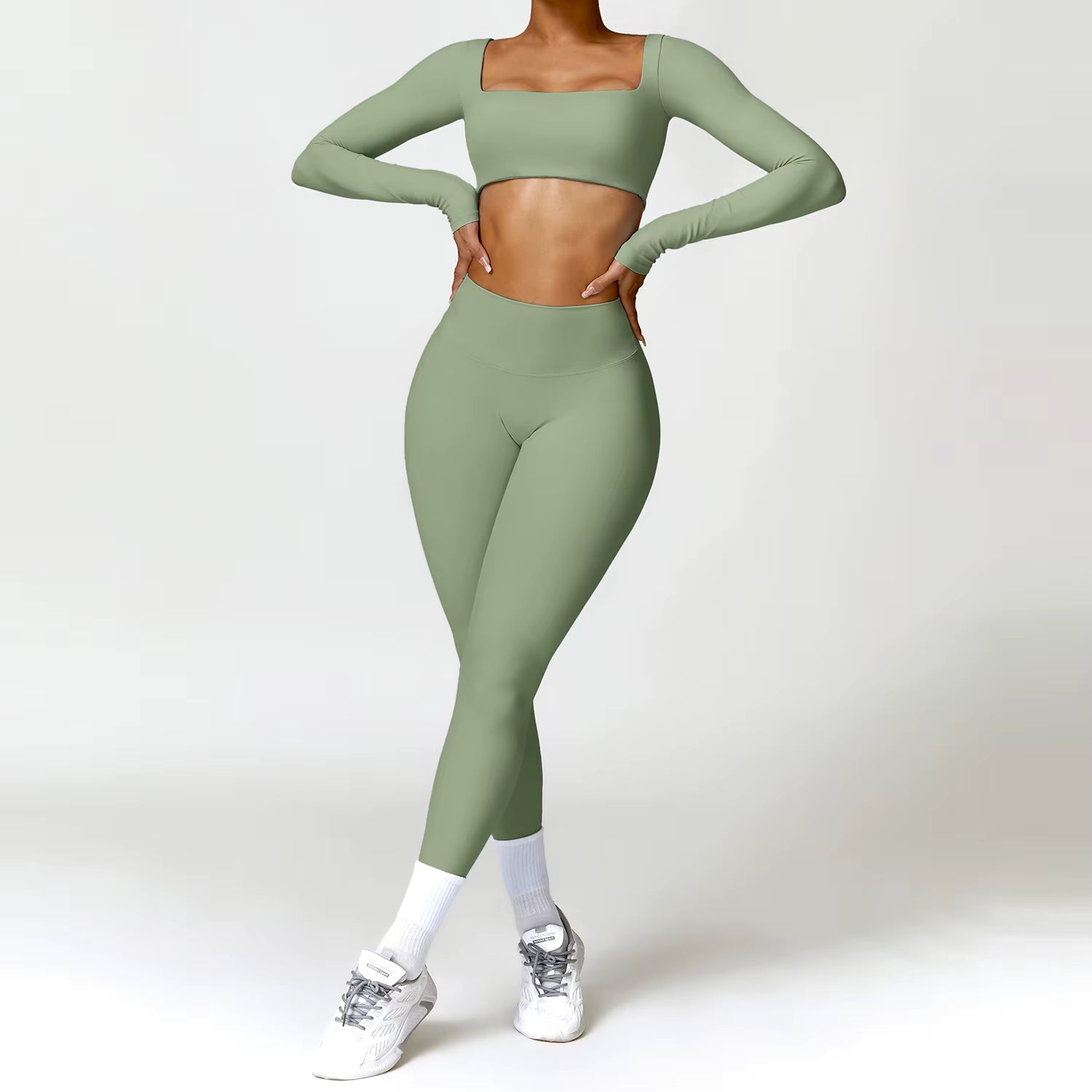 Femme Long-Sleeve Crop Top in Khaki