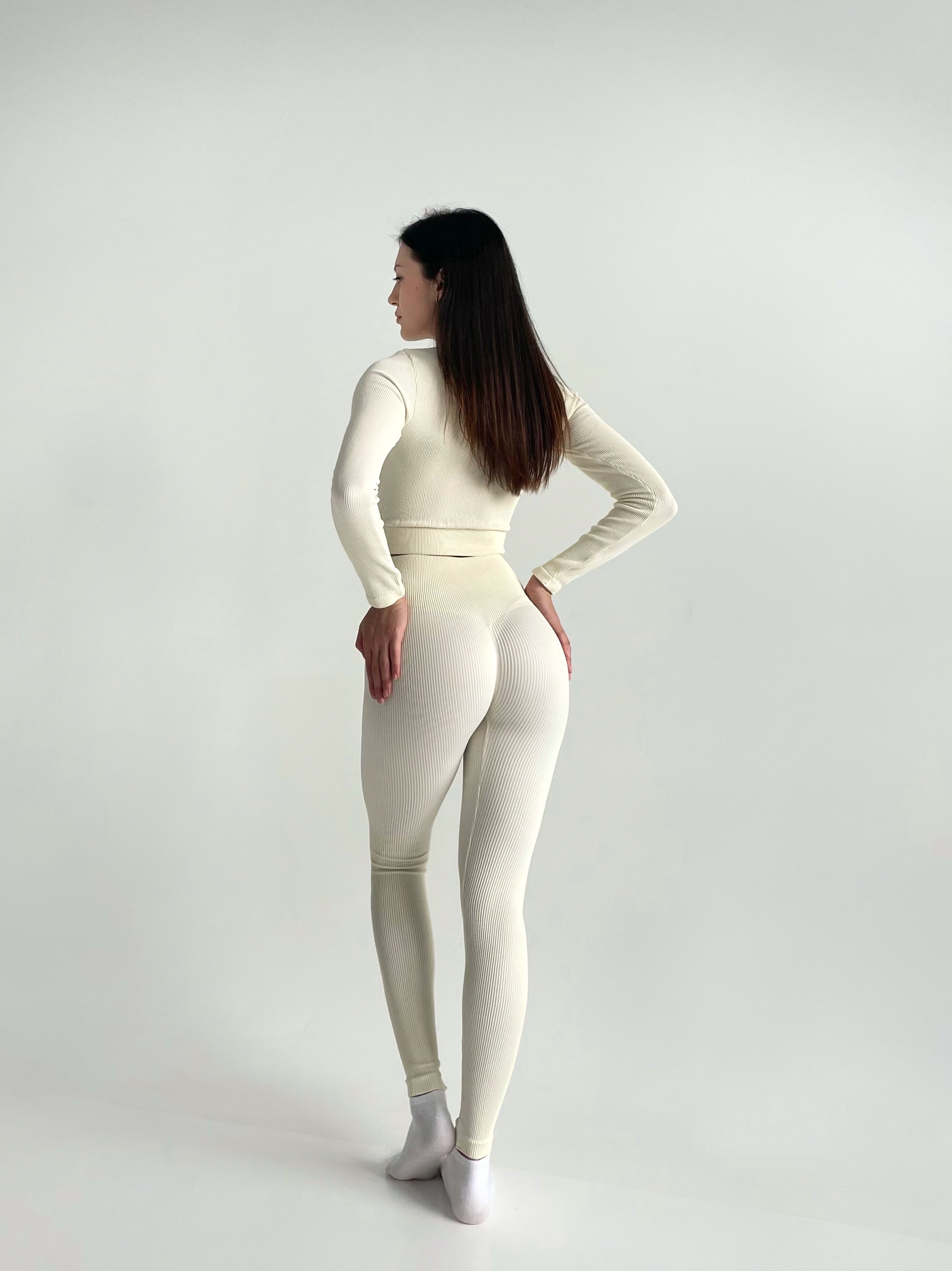 Seamless Ribbed Scrunch Leggings in Vanilla