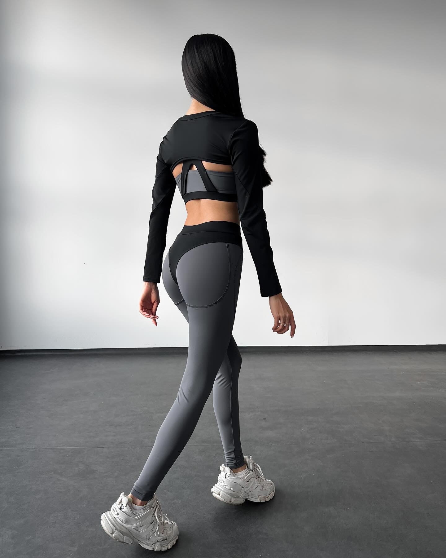 GalaxyX Push Up Contrast Contour Seam Leggings in Gray